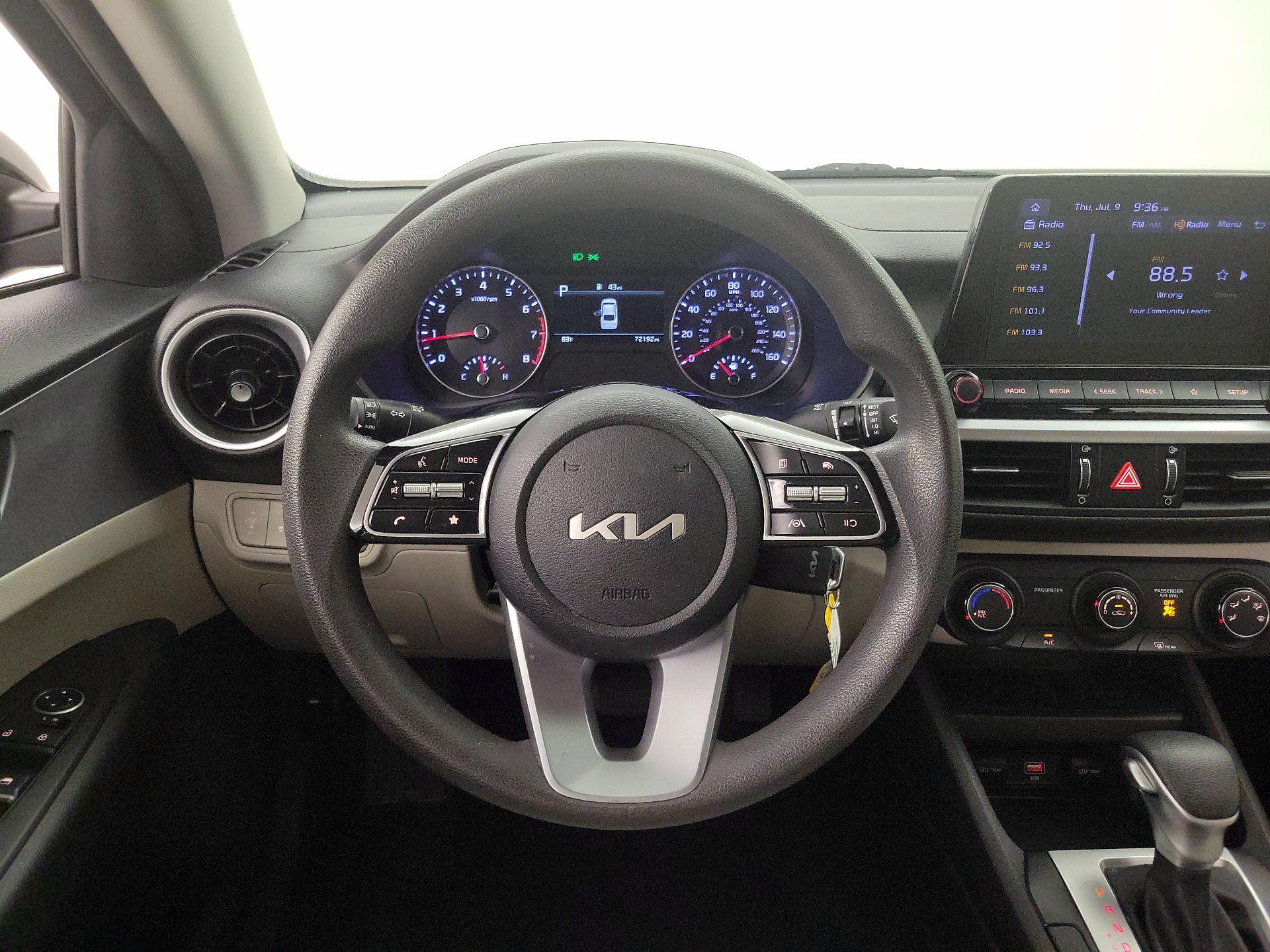 Thumbnail: 2022 Kia Forte - 10