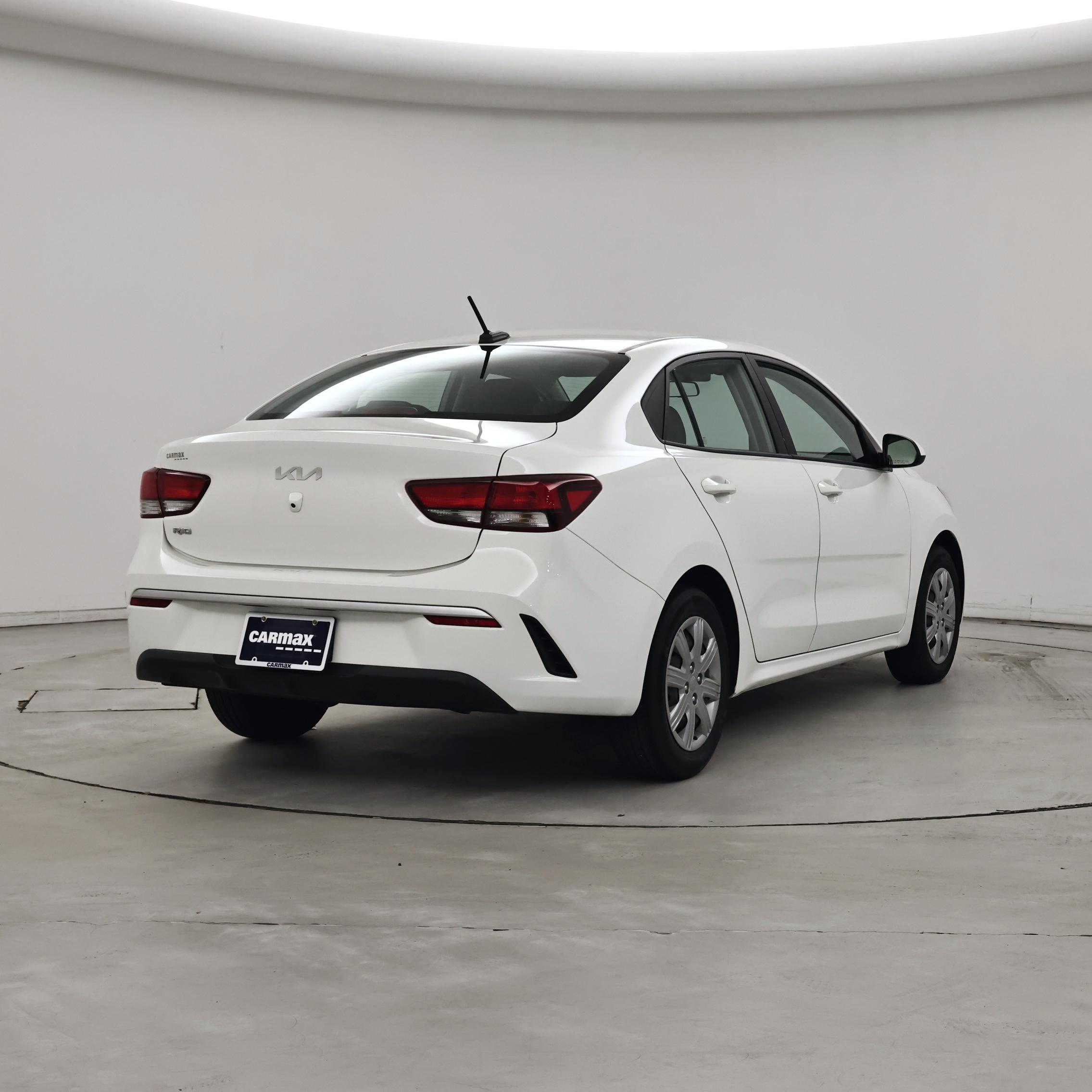 Thumbnail: 2022 Kia Rio - 8