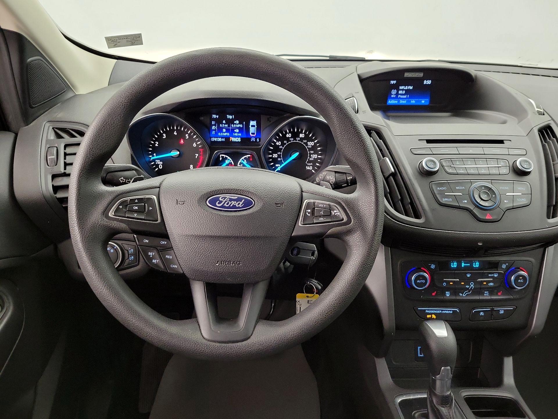 Thumbnail: 2017 Ford Escape - 10