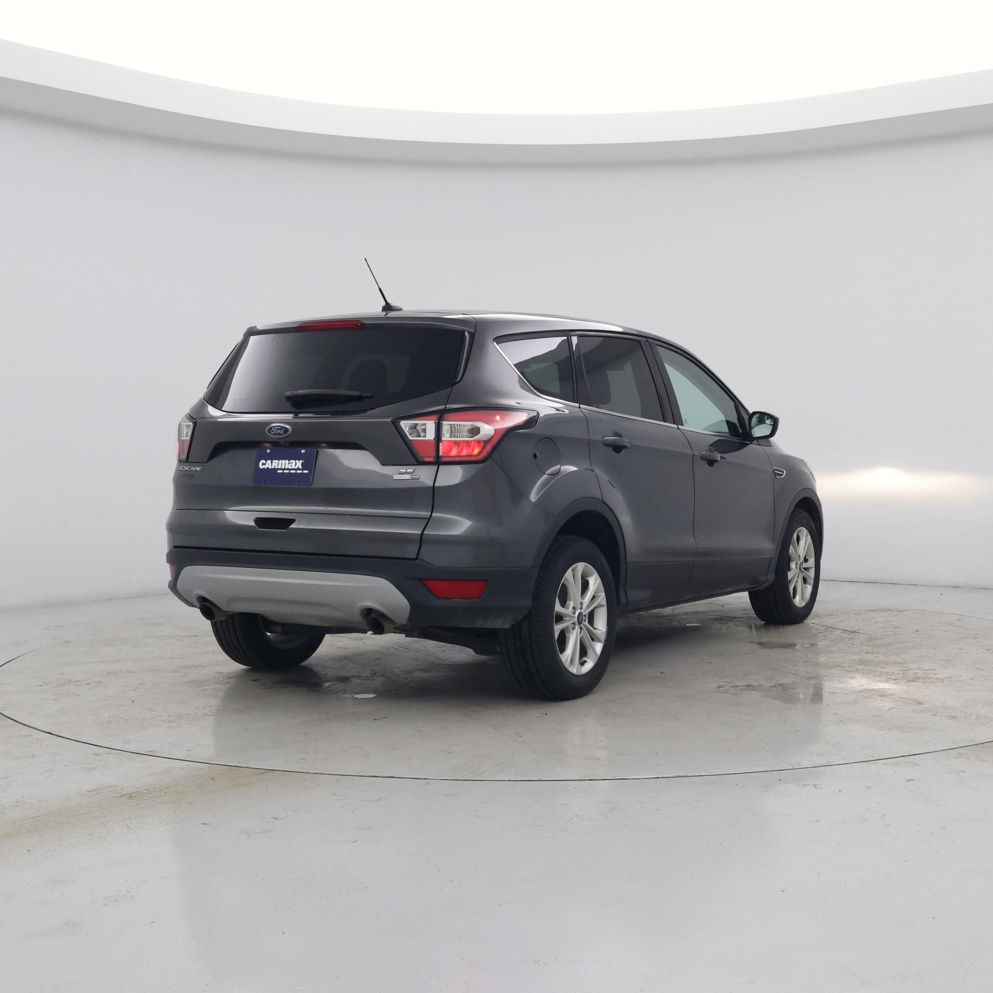 Thumbnail: 2017 Ford Escape - 8
