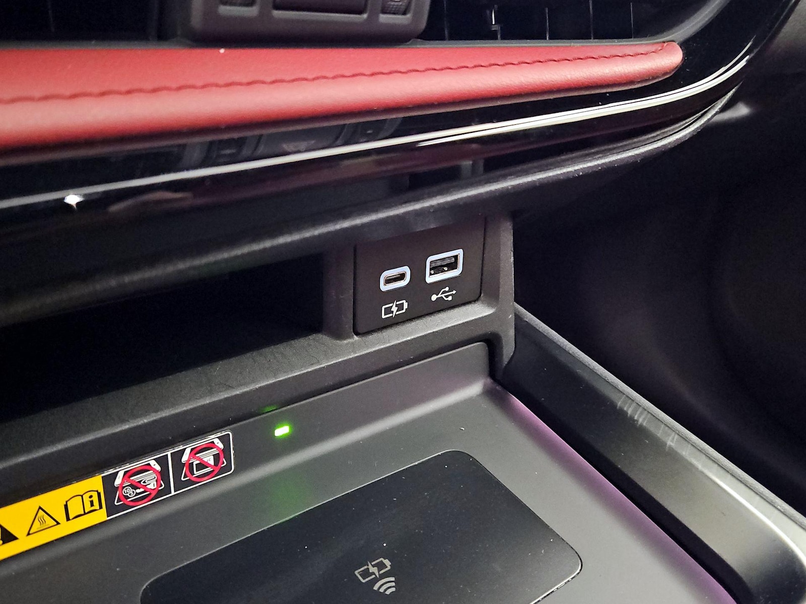 2022 Lexus NX Hybrid 350h - Photo 19