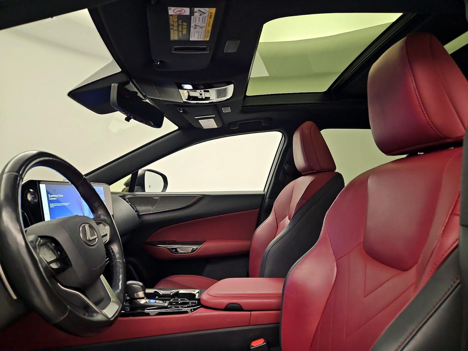 2022 Lexus NX Hybrid 350h - Photo 20
