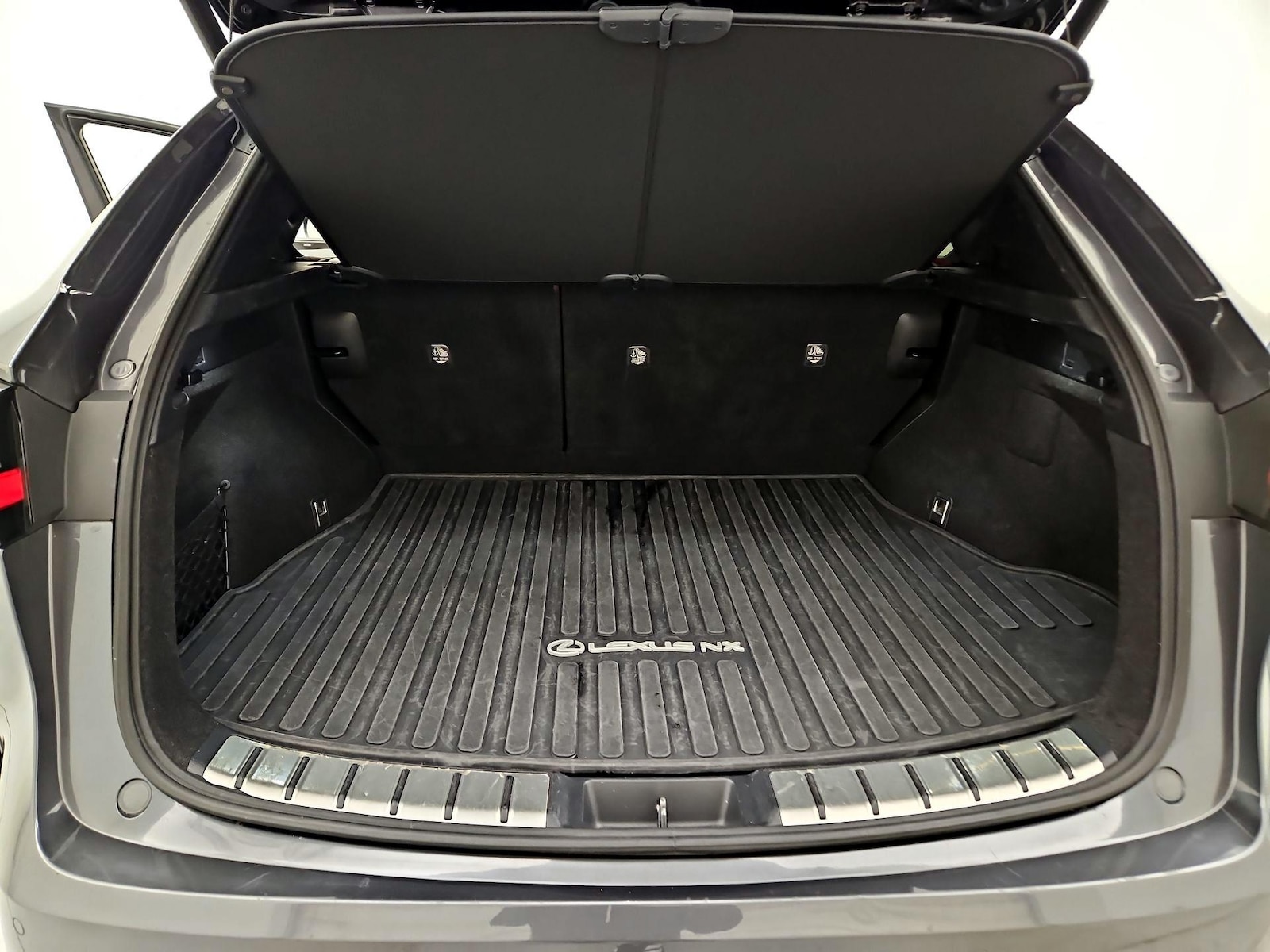 2022 Lexus NX Hybrid 350h - Photo 21