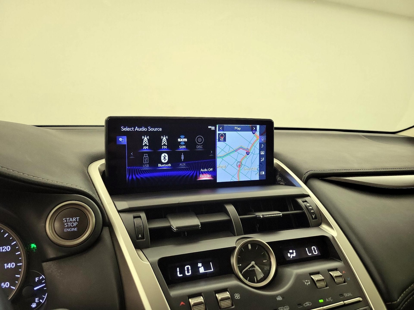 2020 Lexus NX 300 - Photo 17