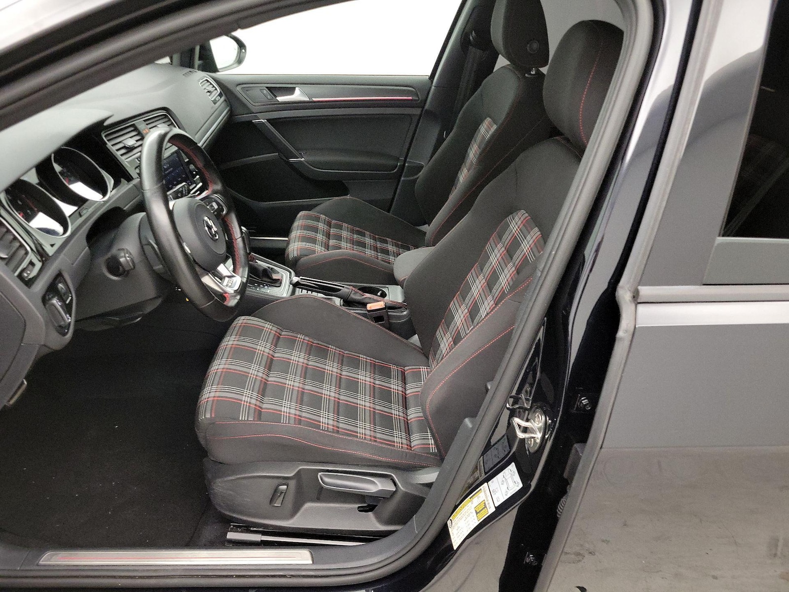 2021 Volkswagen Golf GTI S - Photo 12
