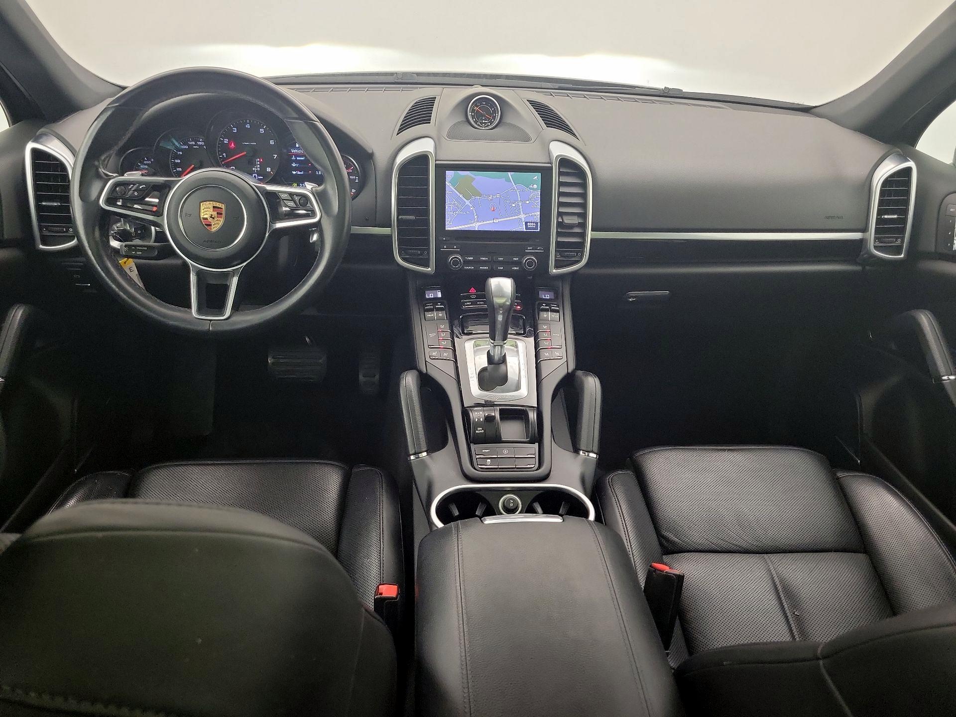 Thumbnail: 2018 Porsche Cayenne - 9