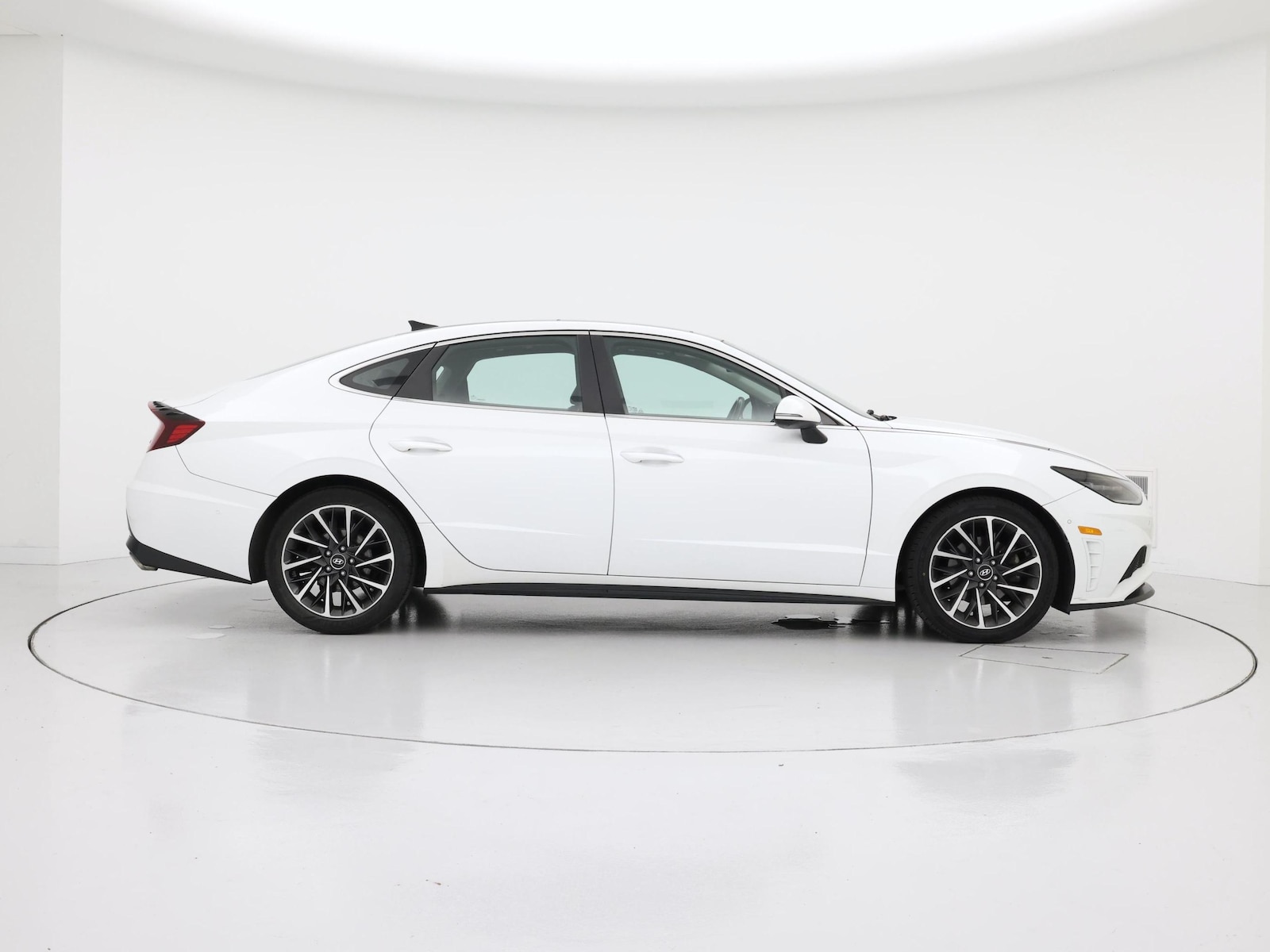 2020 Hyundai Sonata Limited - Photo 8