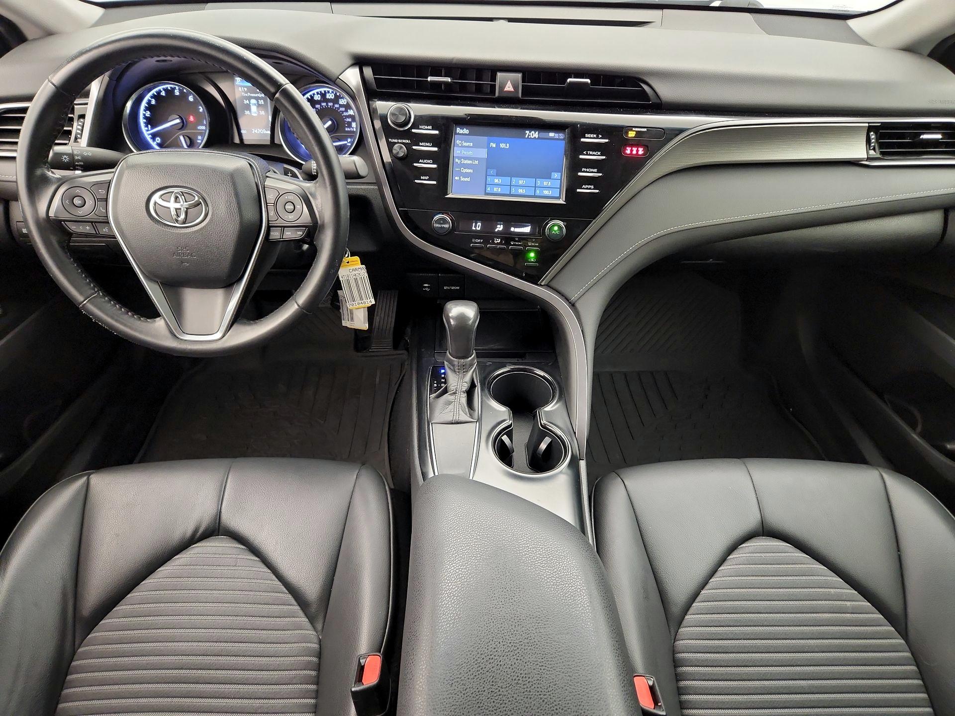 Thumbnail: 2019 Toyota Camry - 9