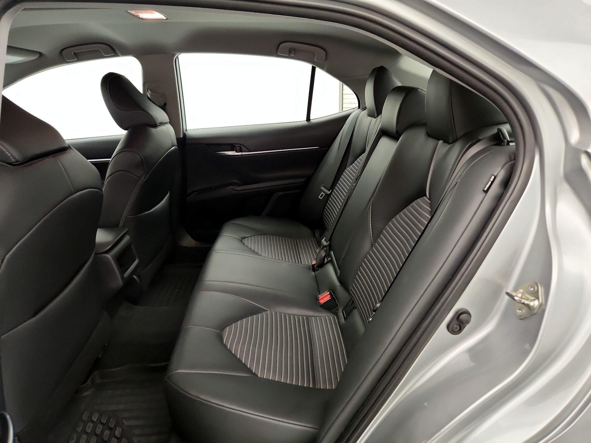 Thumbnail: 2019 Toyota Camry - 19