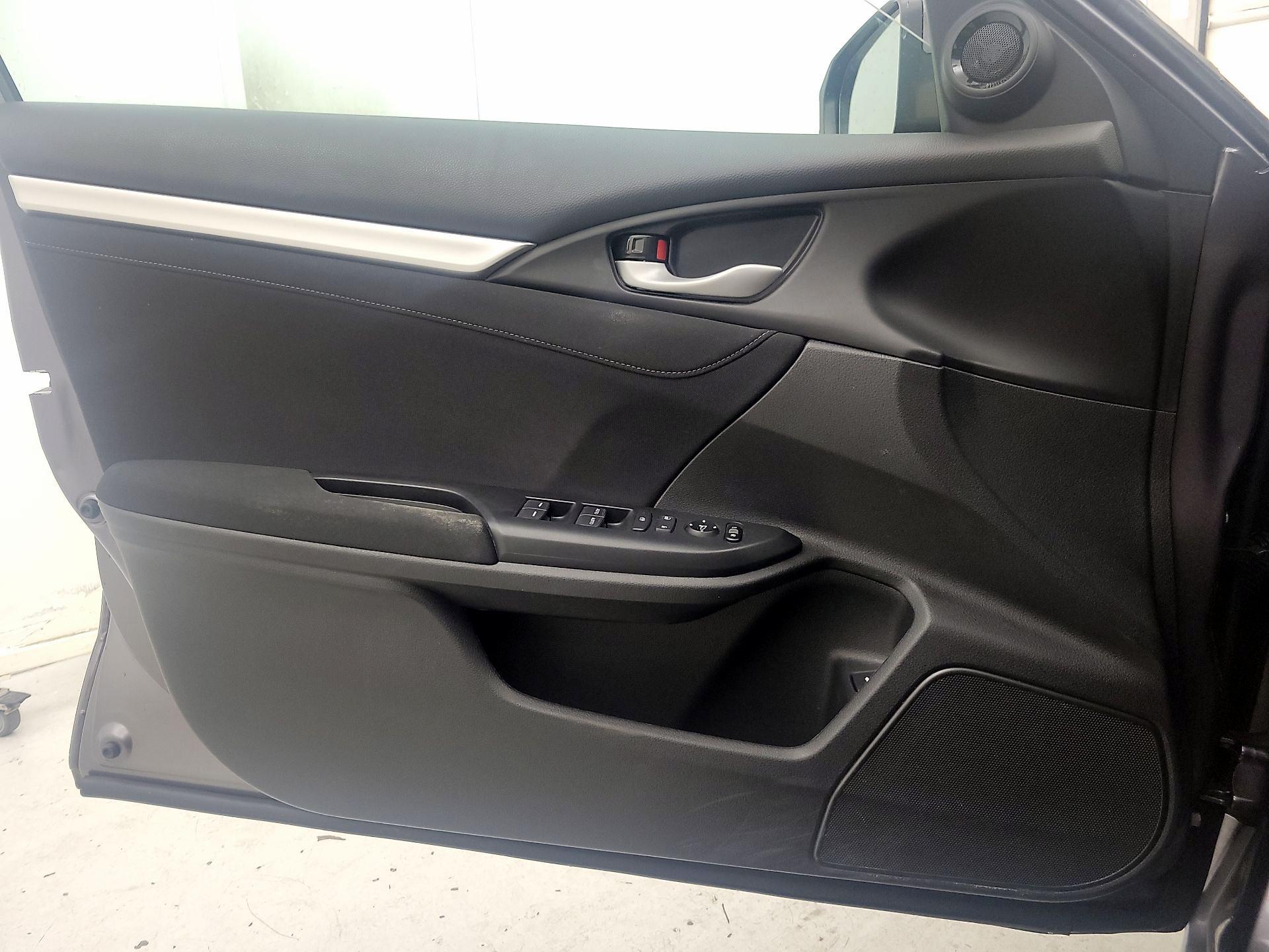 Thumbnail: 2019 Honda Civic - 12