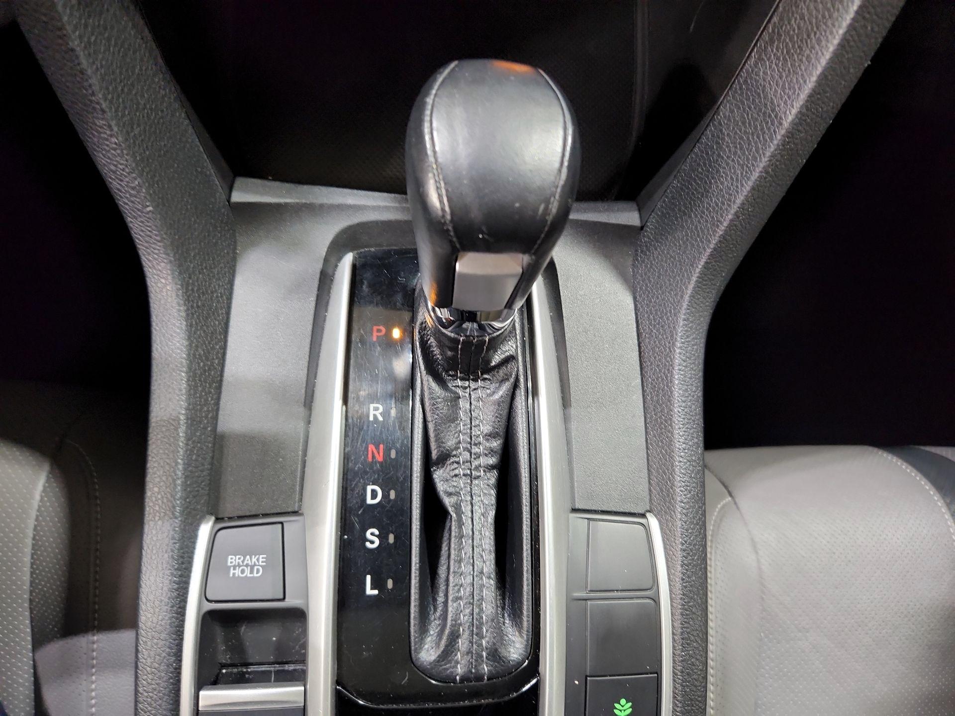 Thumbnail: 2018 Honda Civic - 17