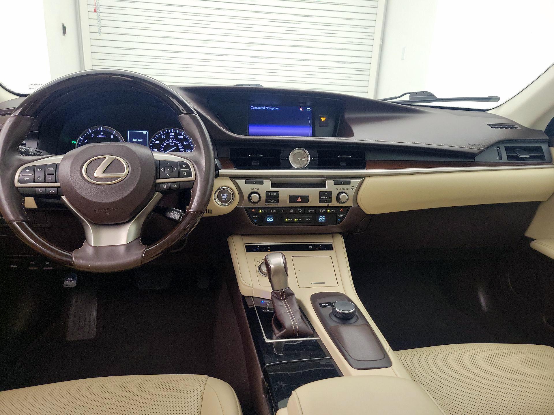 Thumbnail: 2018 Lexus ES - 9