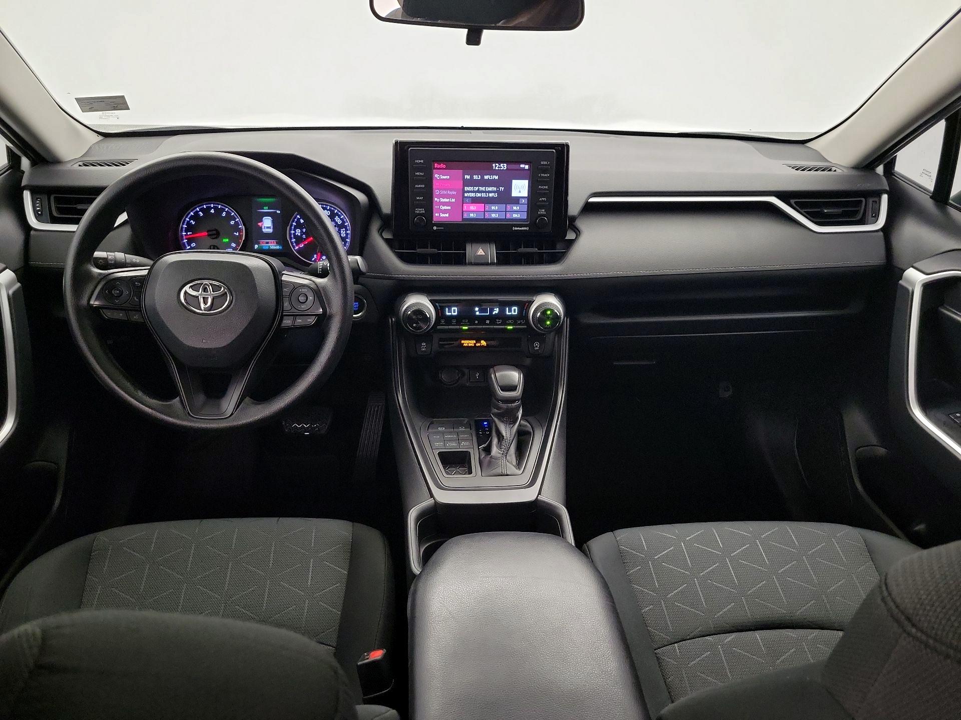 Thumbnail: 2020 Toyota RAV4 - 9