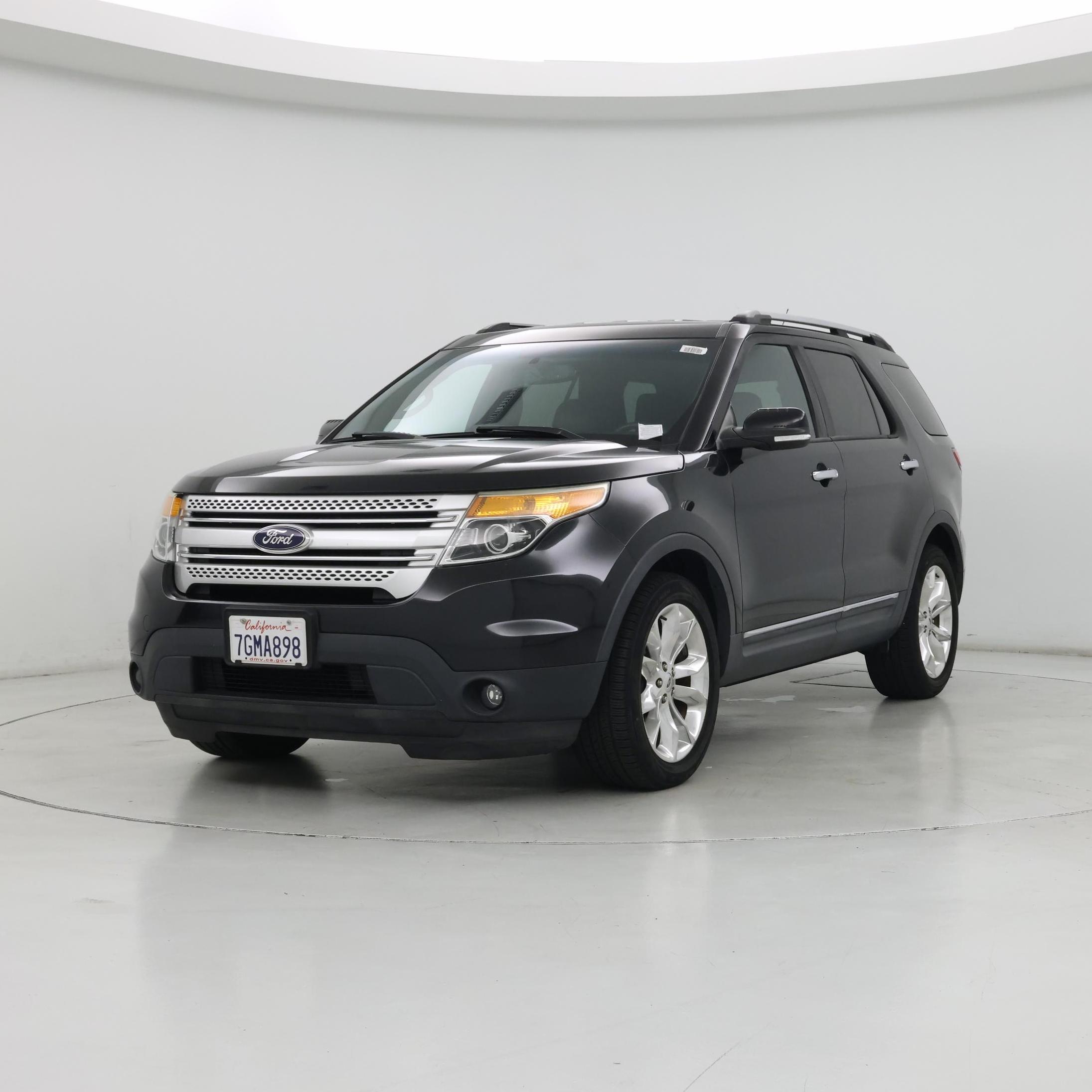 Thumbnail: 2015 Ford Explorer - 4