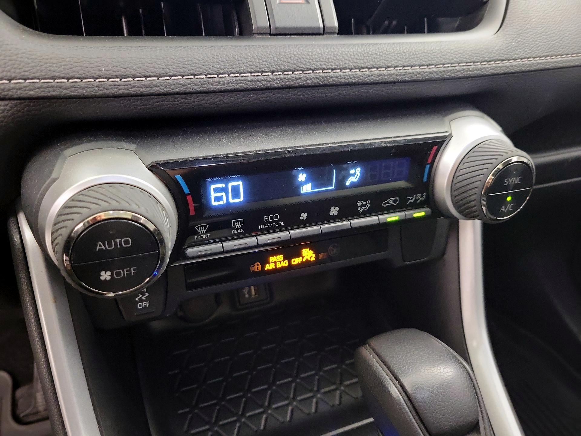 Thumbnail: 2024 Toyota RAV4 - 16