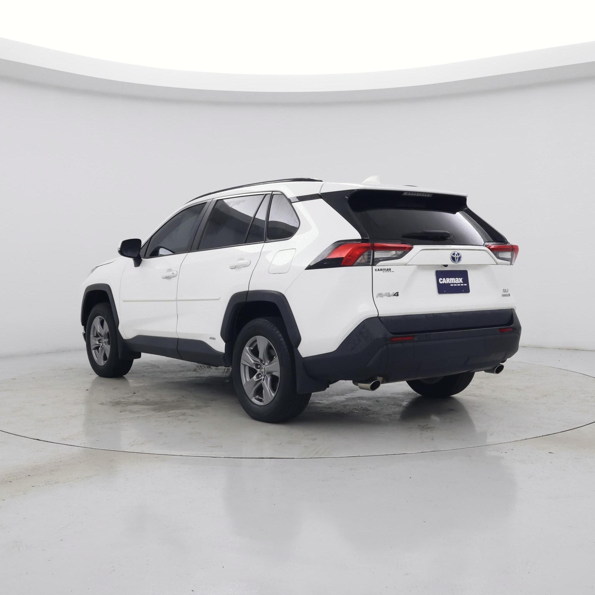 Thumbnail: 2024 Toyota RAV4 - 2