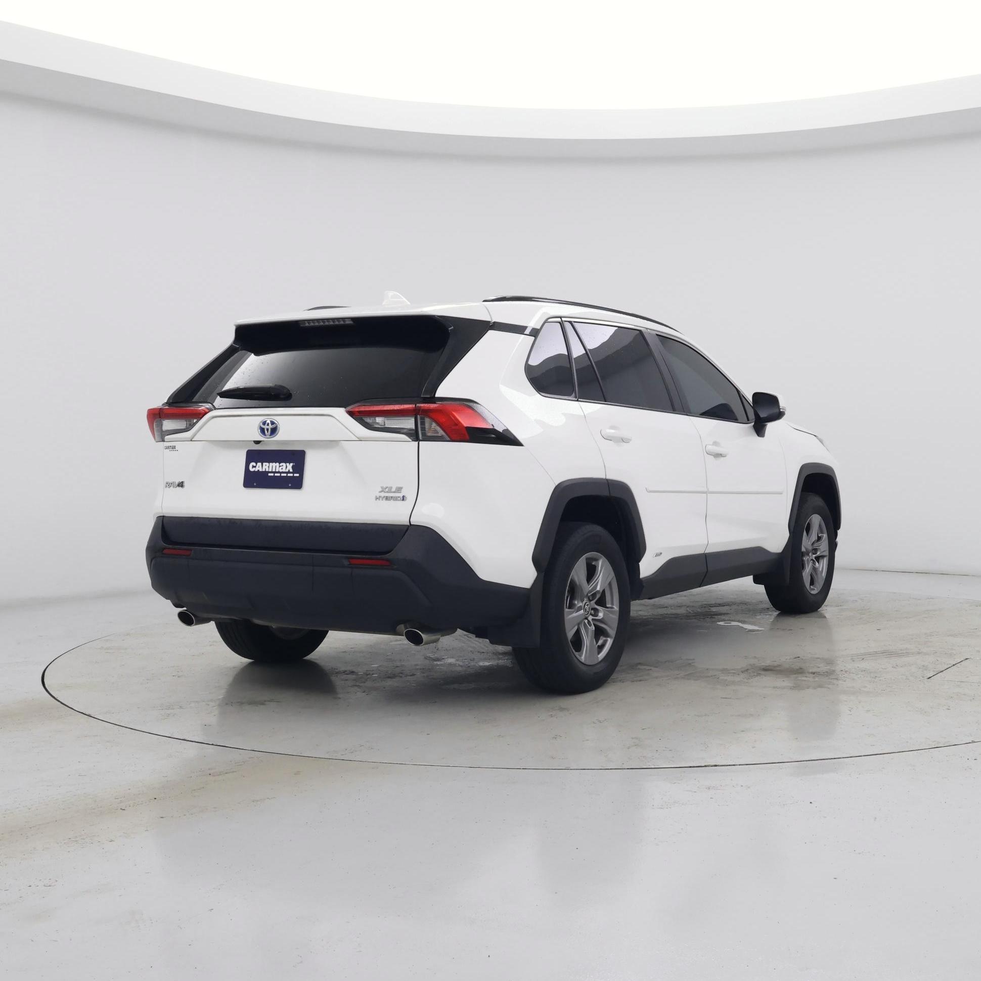 Thumbnail: 2024 Toyota RAV4 - 8