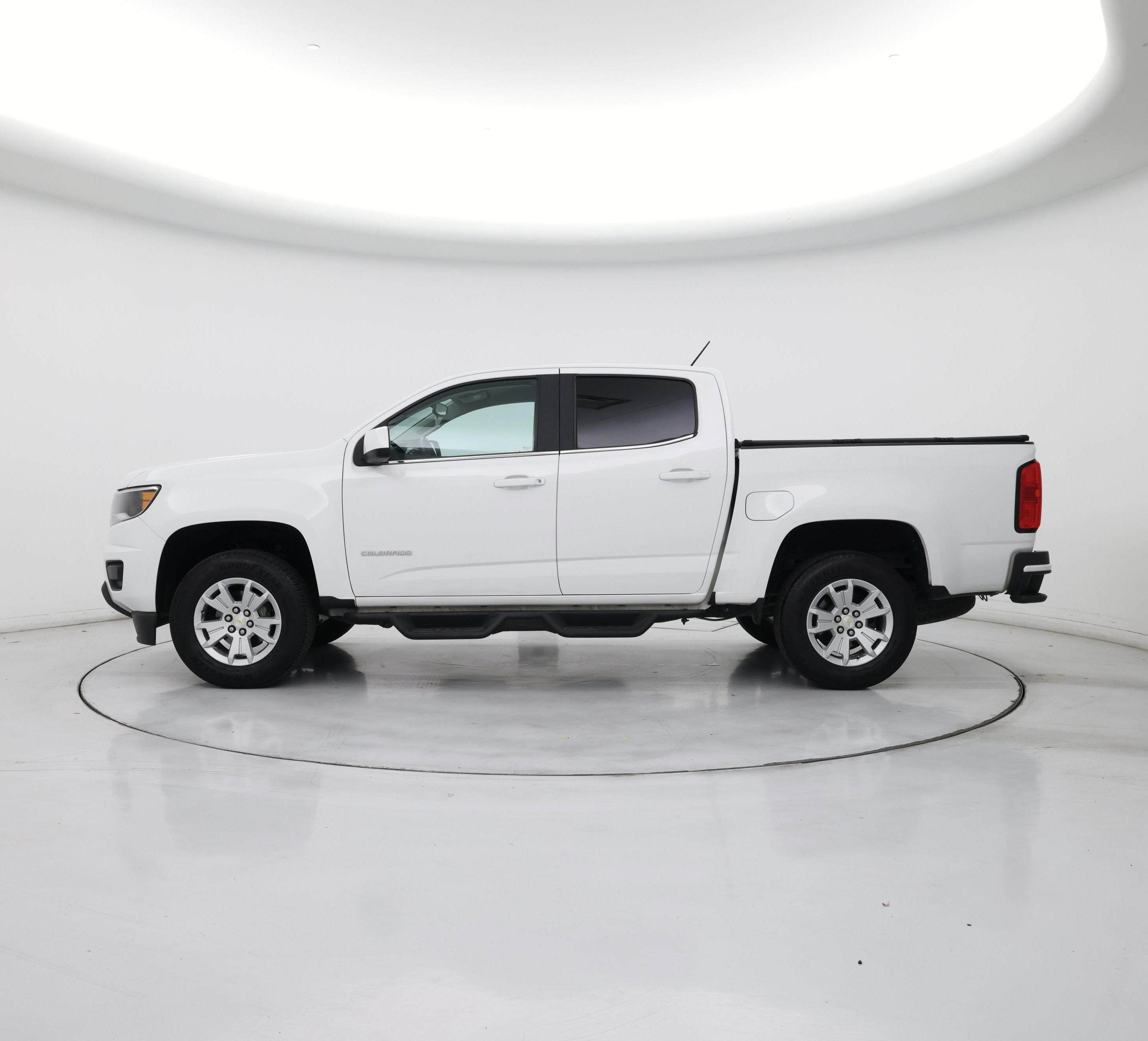 Thumbnail: 2018 Chevrolet Colorado - 3