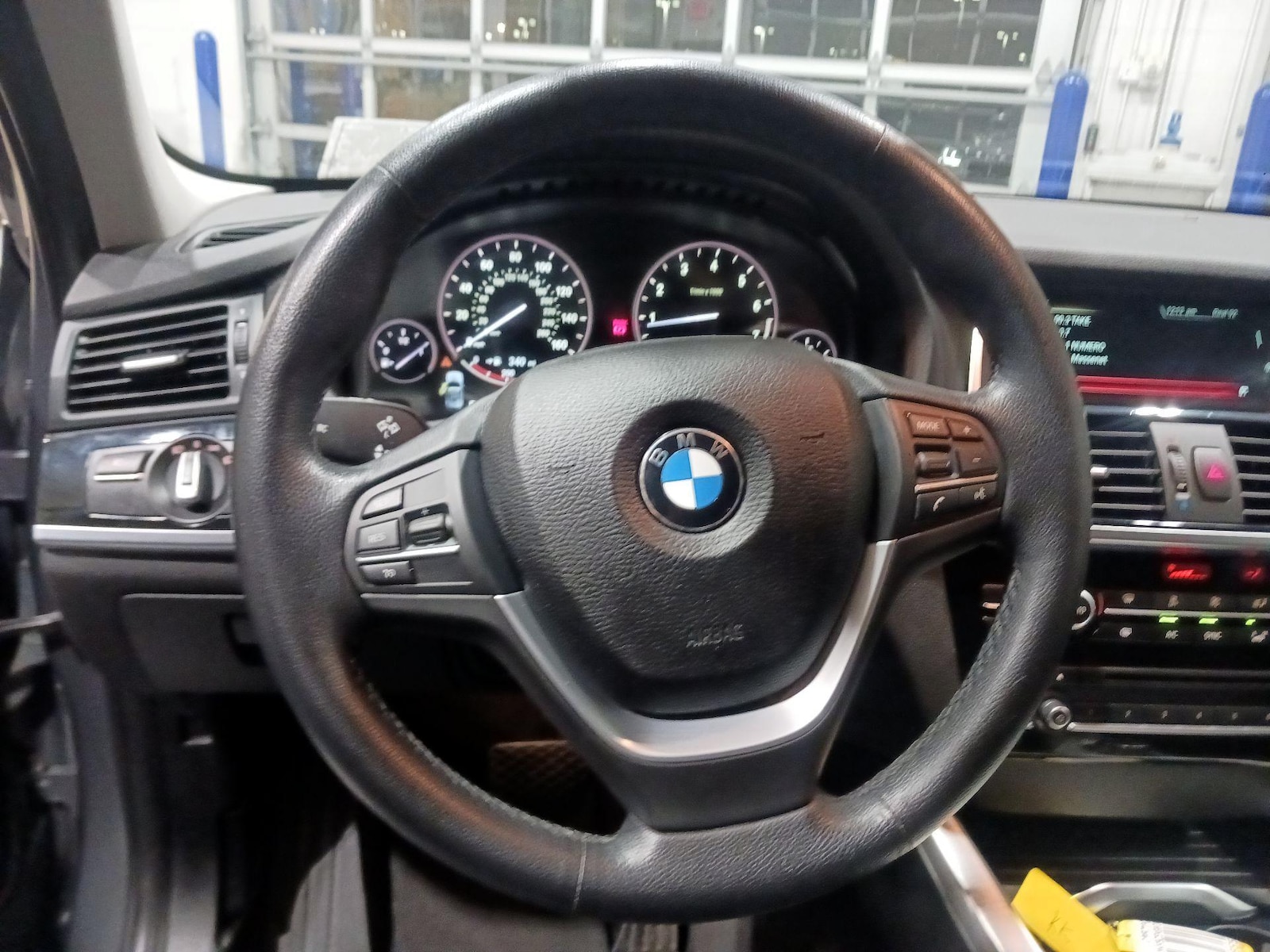 2016 BMW X3 xDrive28i - Photo 9