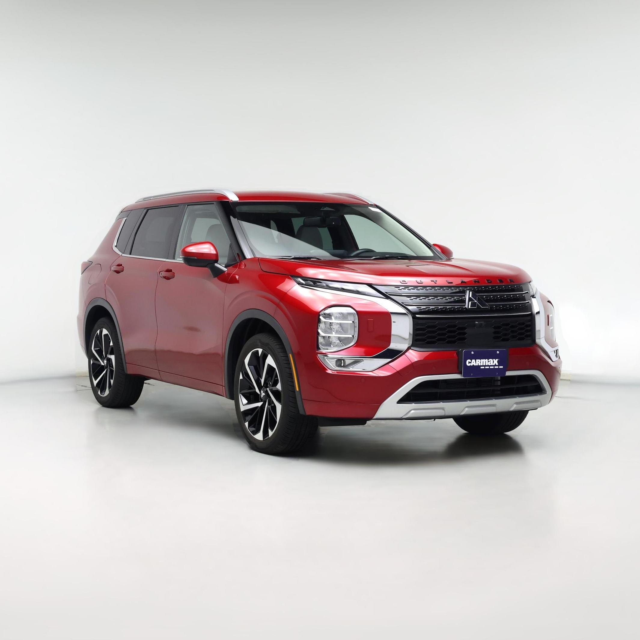 Thumbnail: 2022 Mitsubishi Outlander - 1