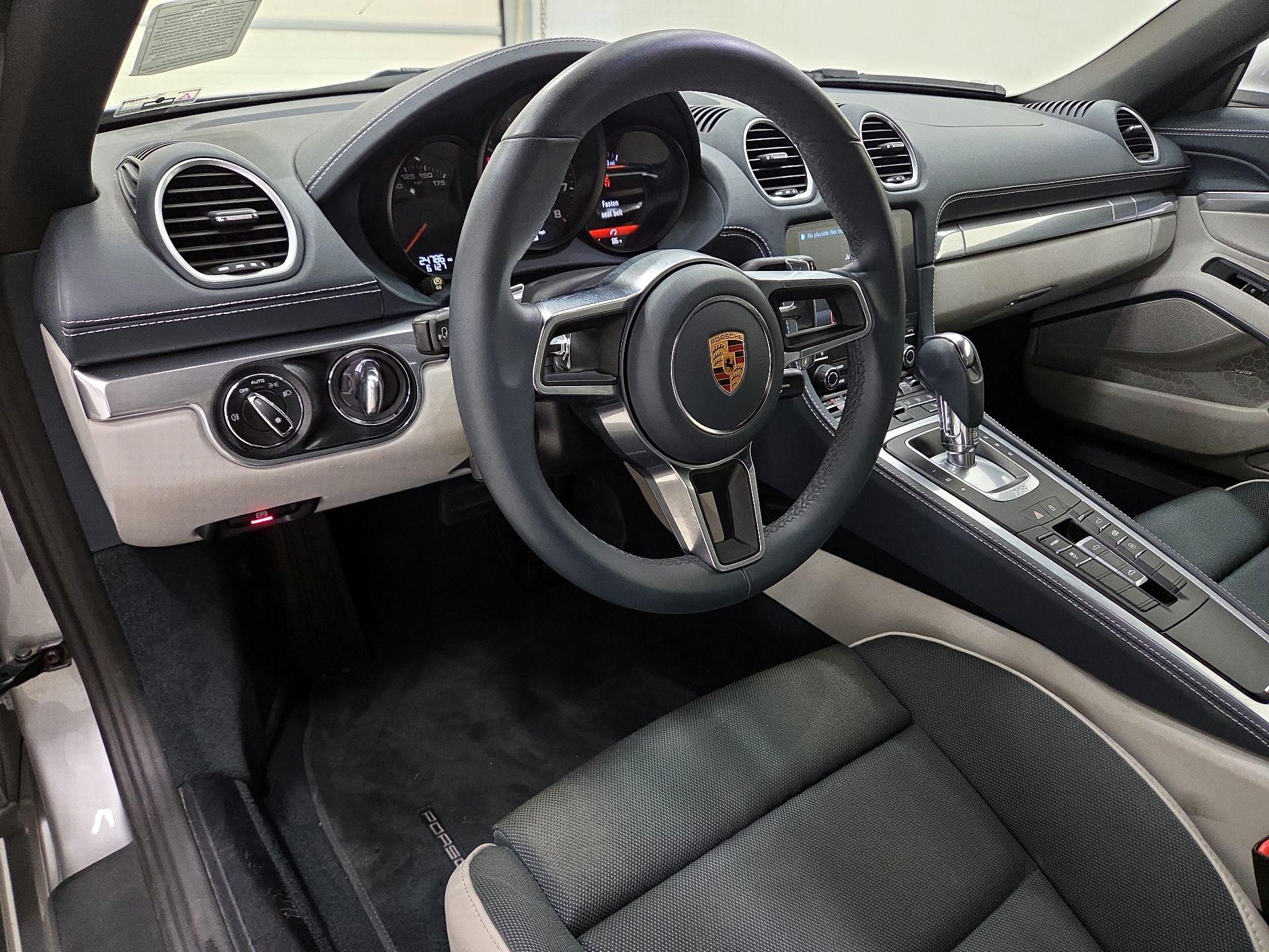 Thumbnail: 2019 Porsche 718 Boxster - 9