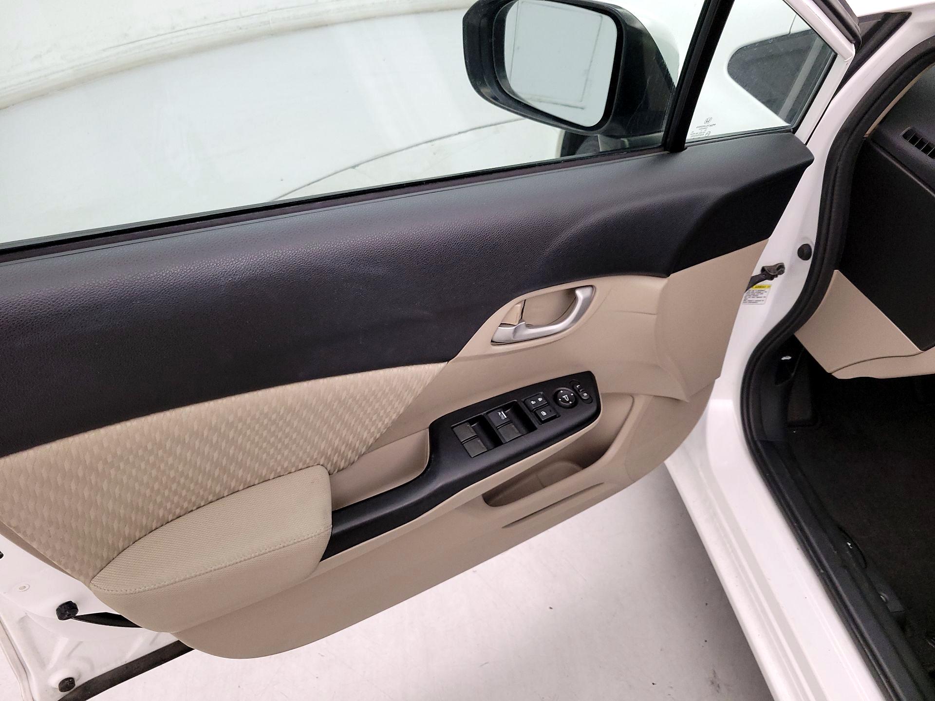 Thumbnail: 2015 Honda Civic - 12
