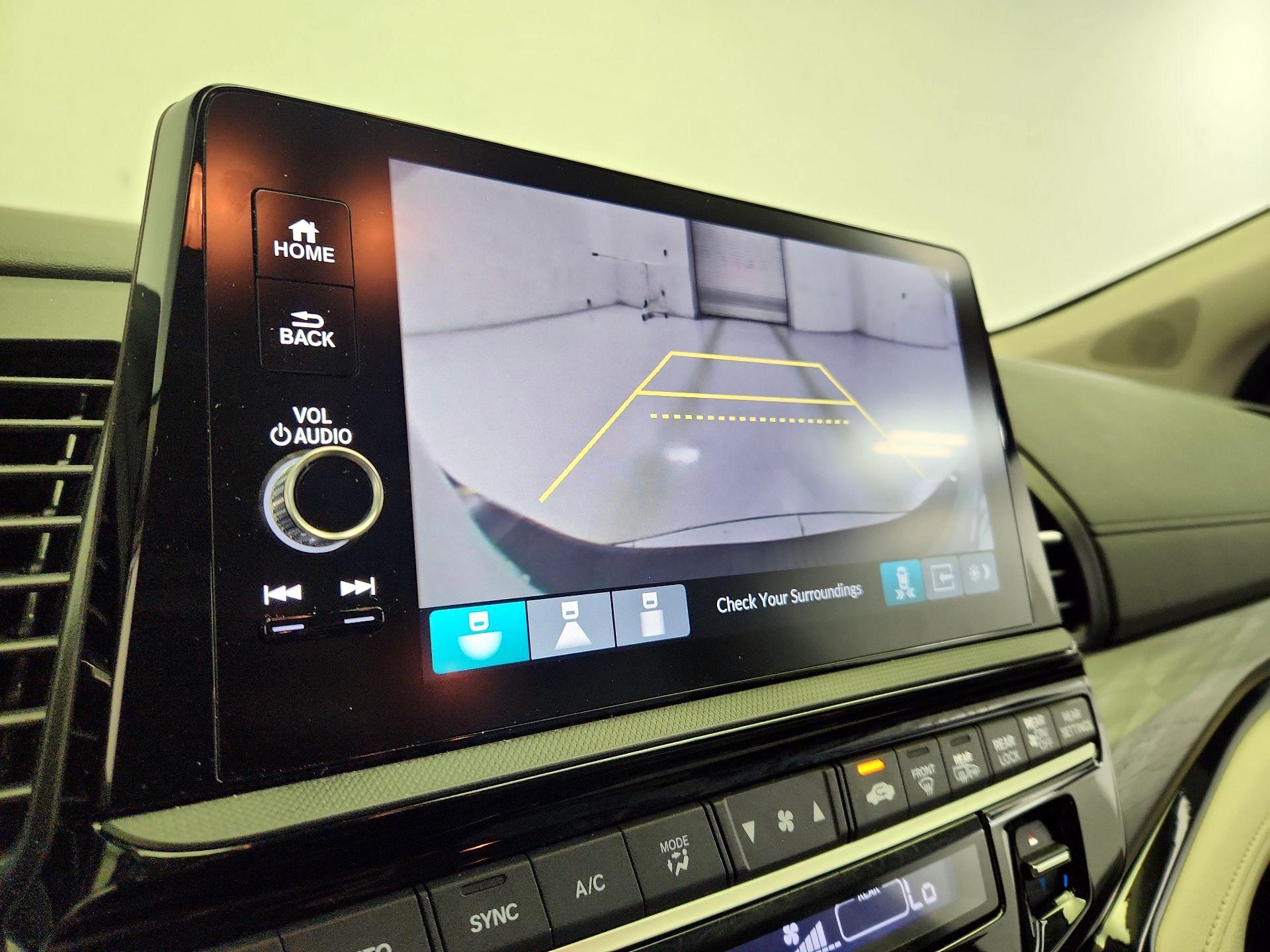Thumbnail: 2025 Honda Odyssey - 15