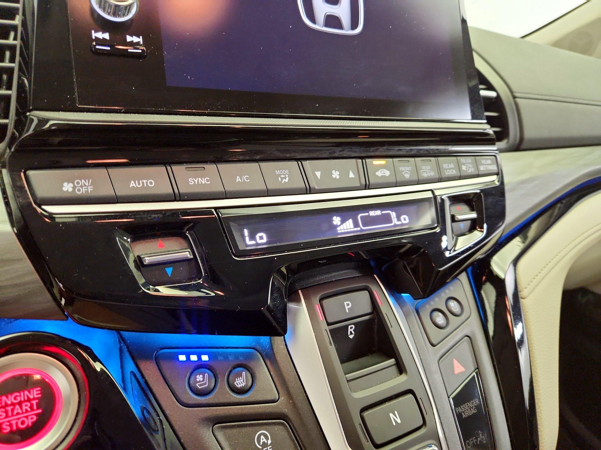 Thumbnail: 2025 Honda Odyssey - 17