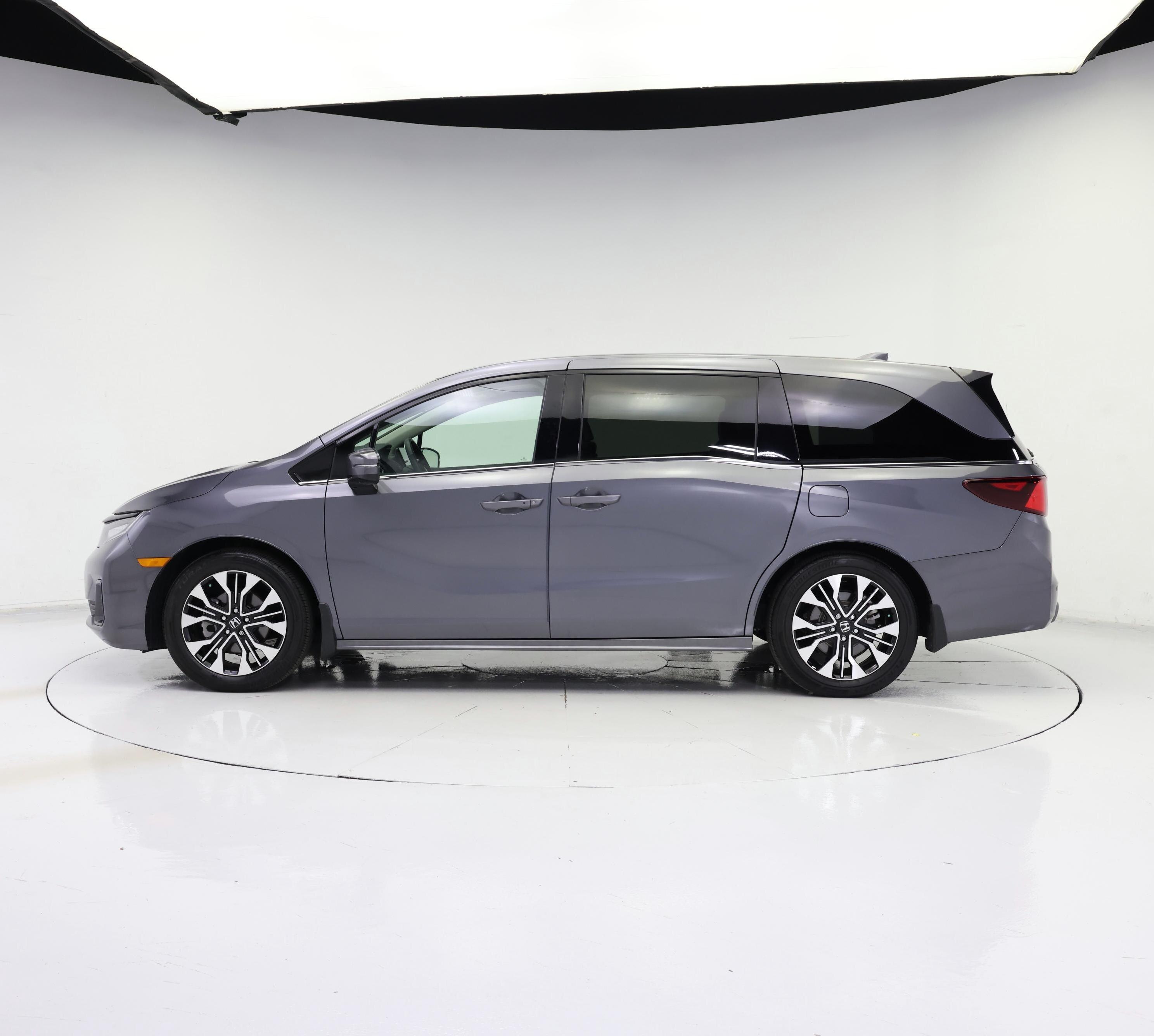 Thumbnail: 2025 Honda Odyssey - 3