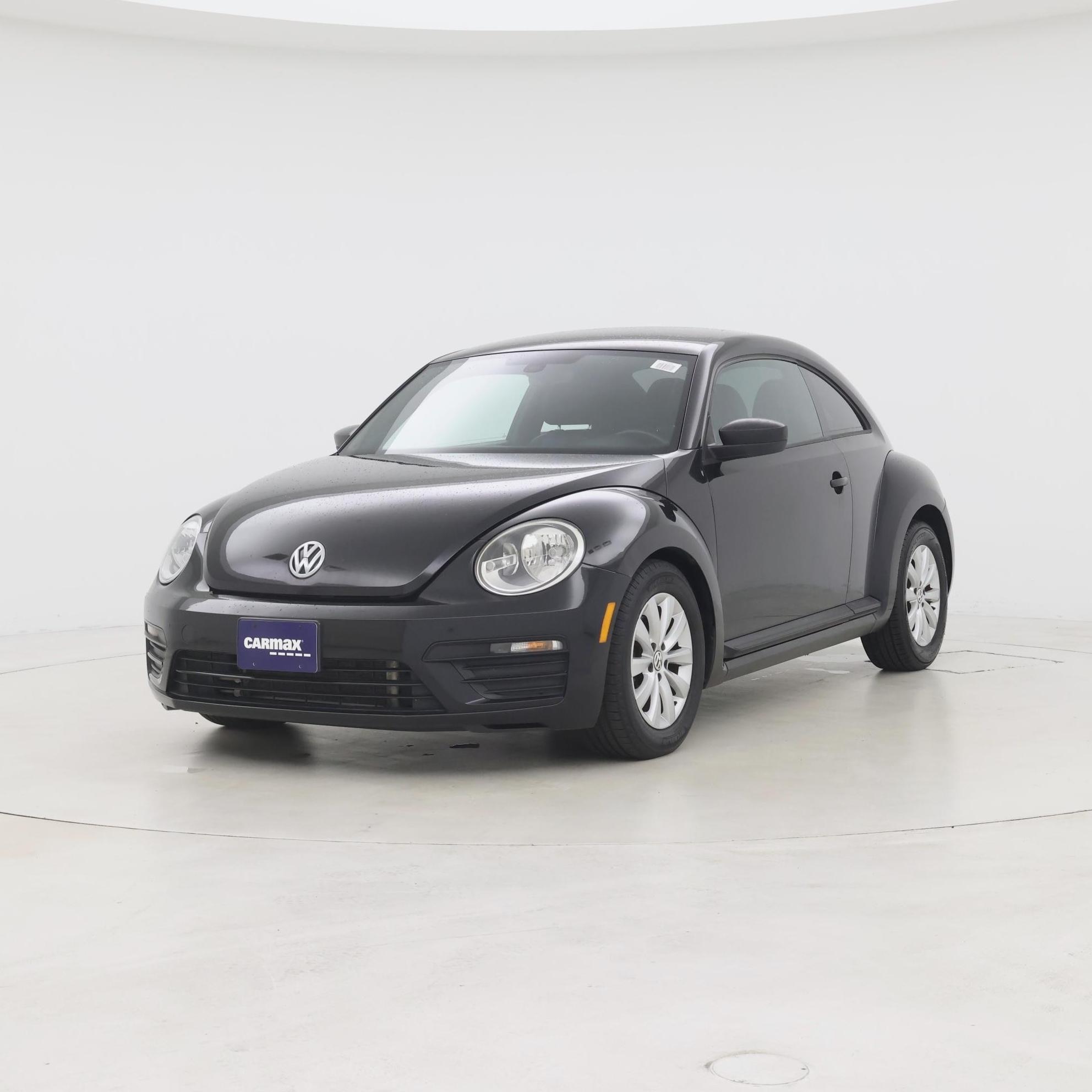 Thumbnail: 2017 Volkswagen Beetle - 4