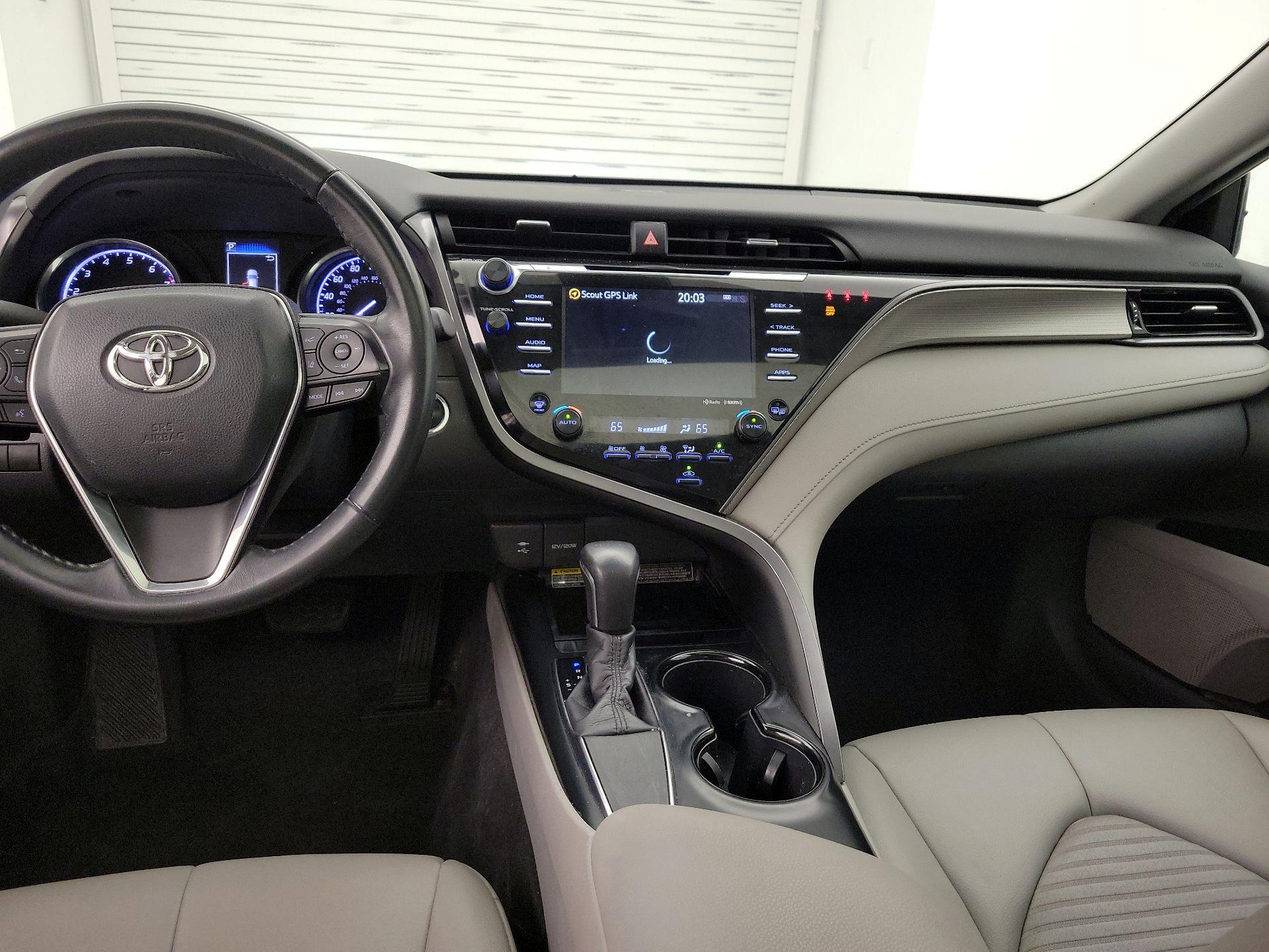 Thumbnail: 2019 Toyota Camry - 9