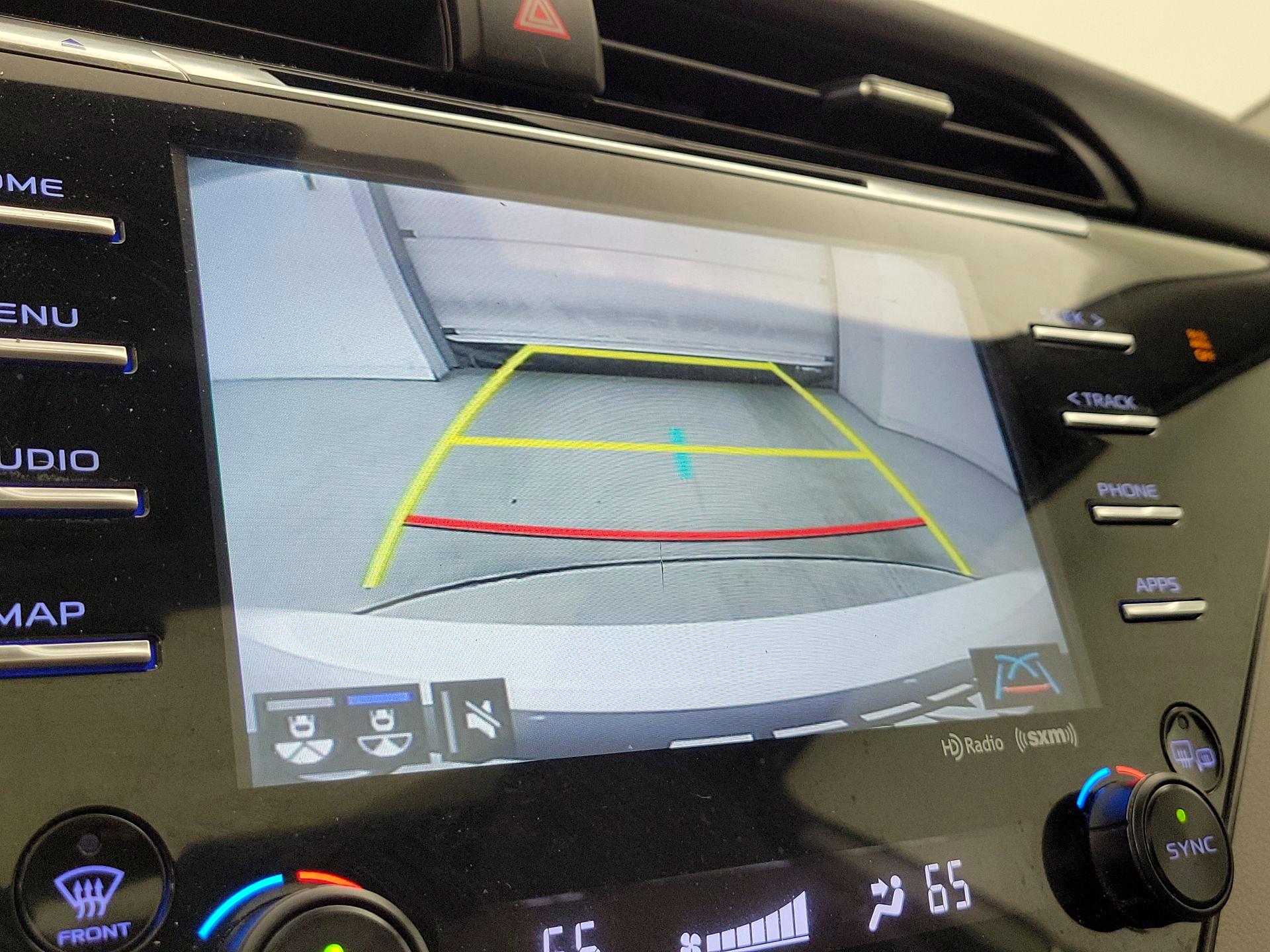 Thumbnail: 2019 Toyota Camry - 14