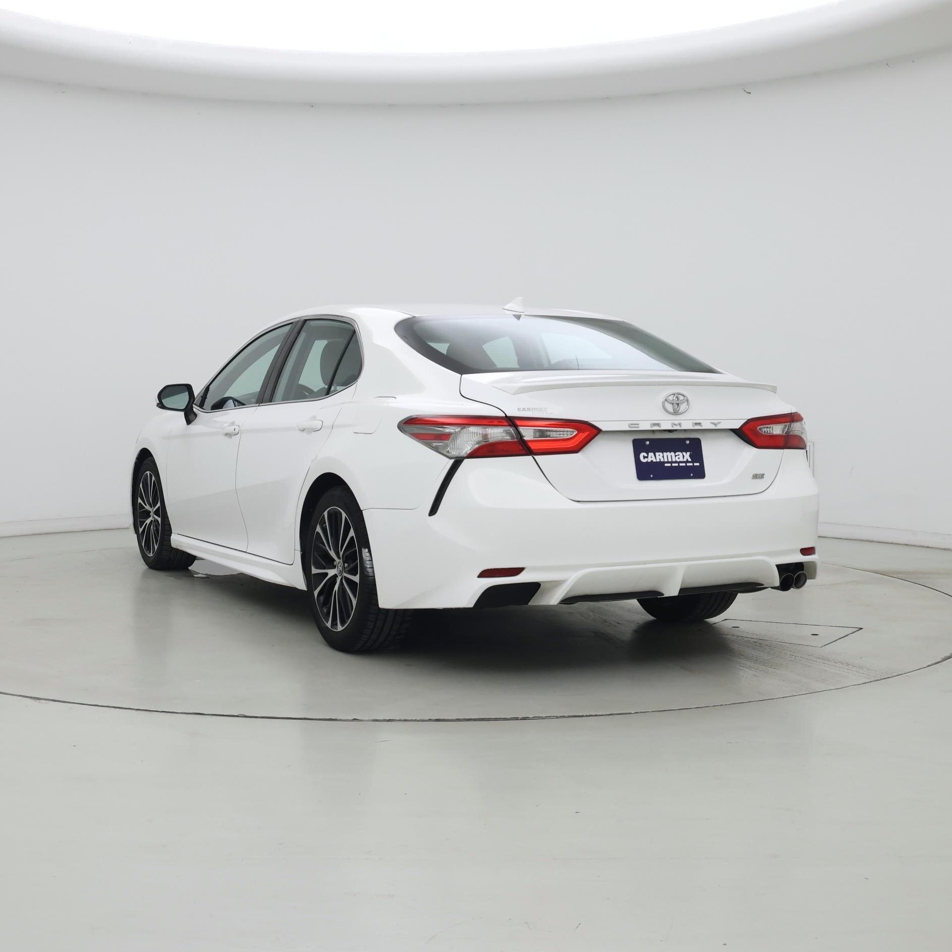 Thumbnail: 2019 Toyota Camry - 2