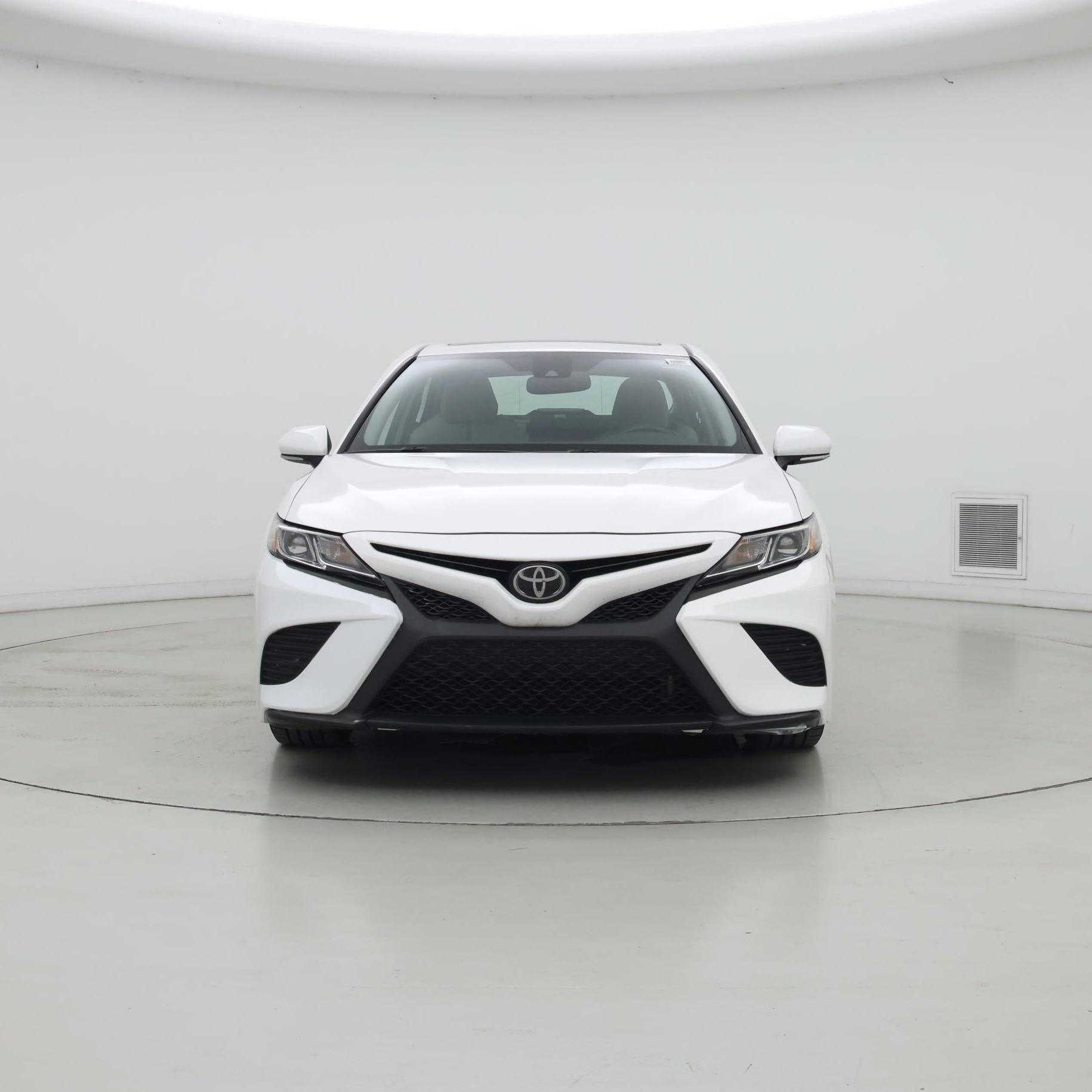 Thumbnail: 2019 Toyota Camry - 5