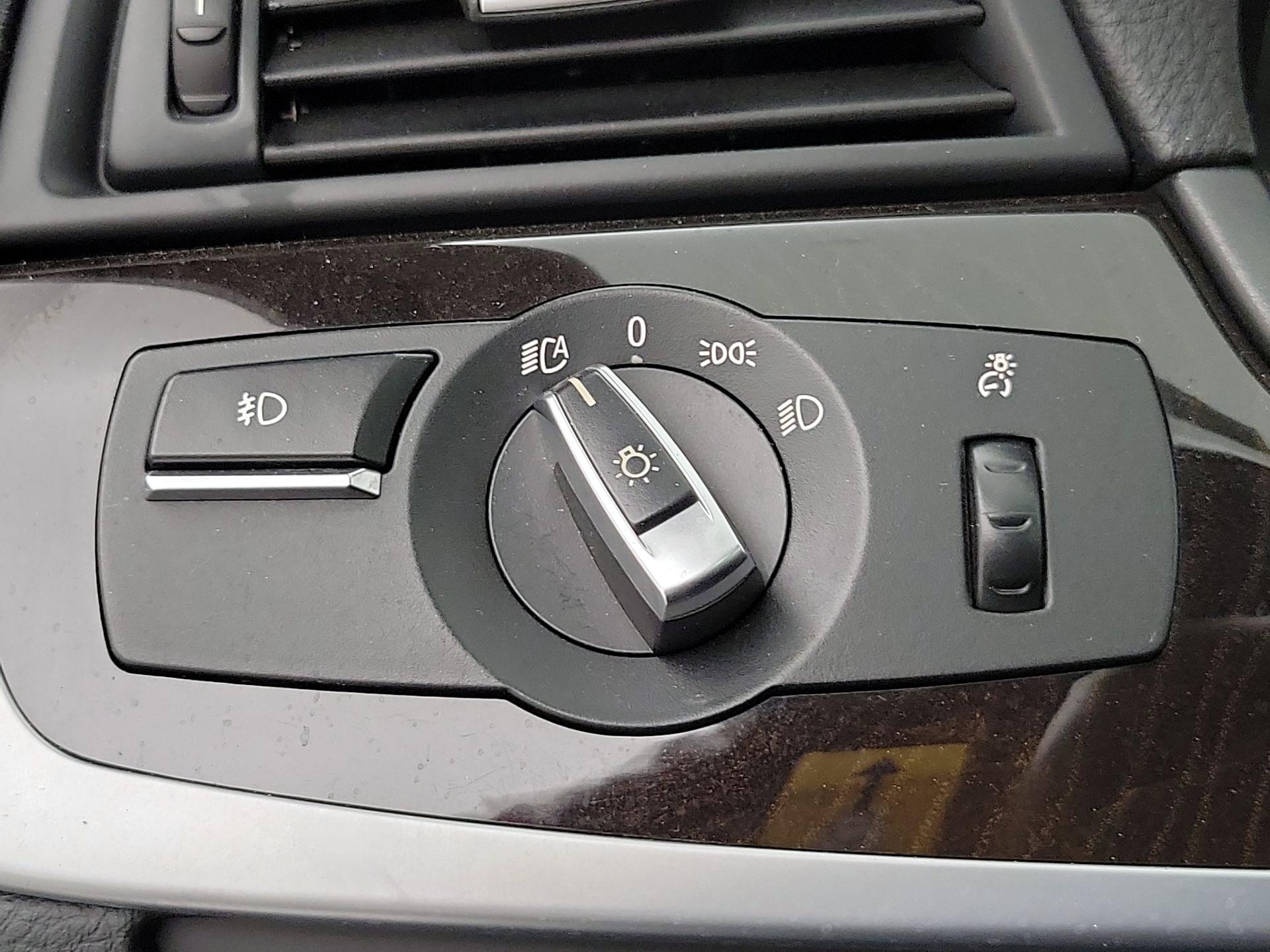 Thumbnail: 2014 BMW 5 Series - 13