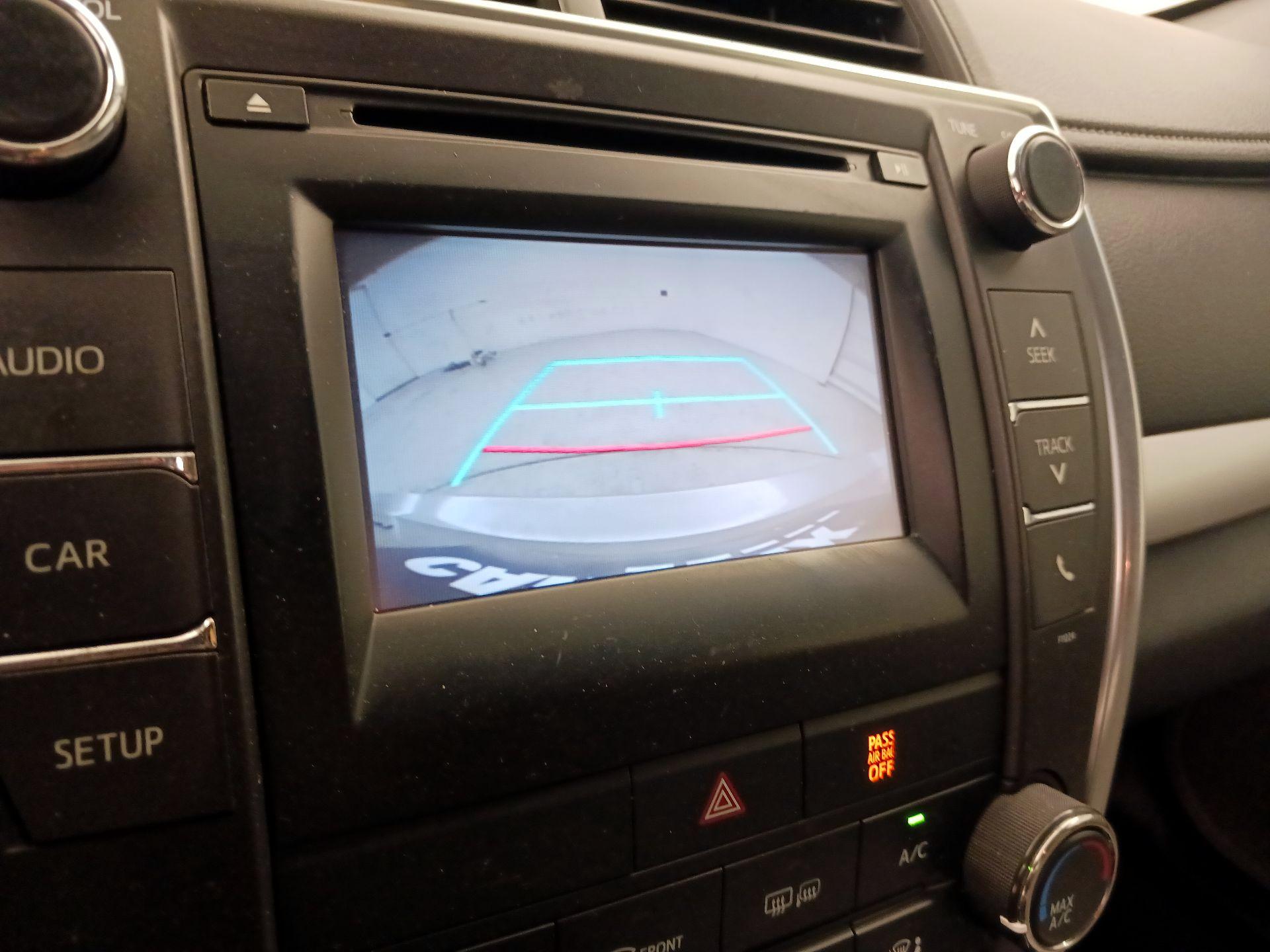 Thumbnail: 2015 Toyota Camry - 14