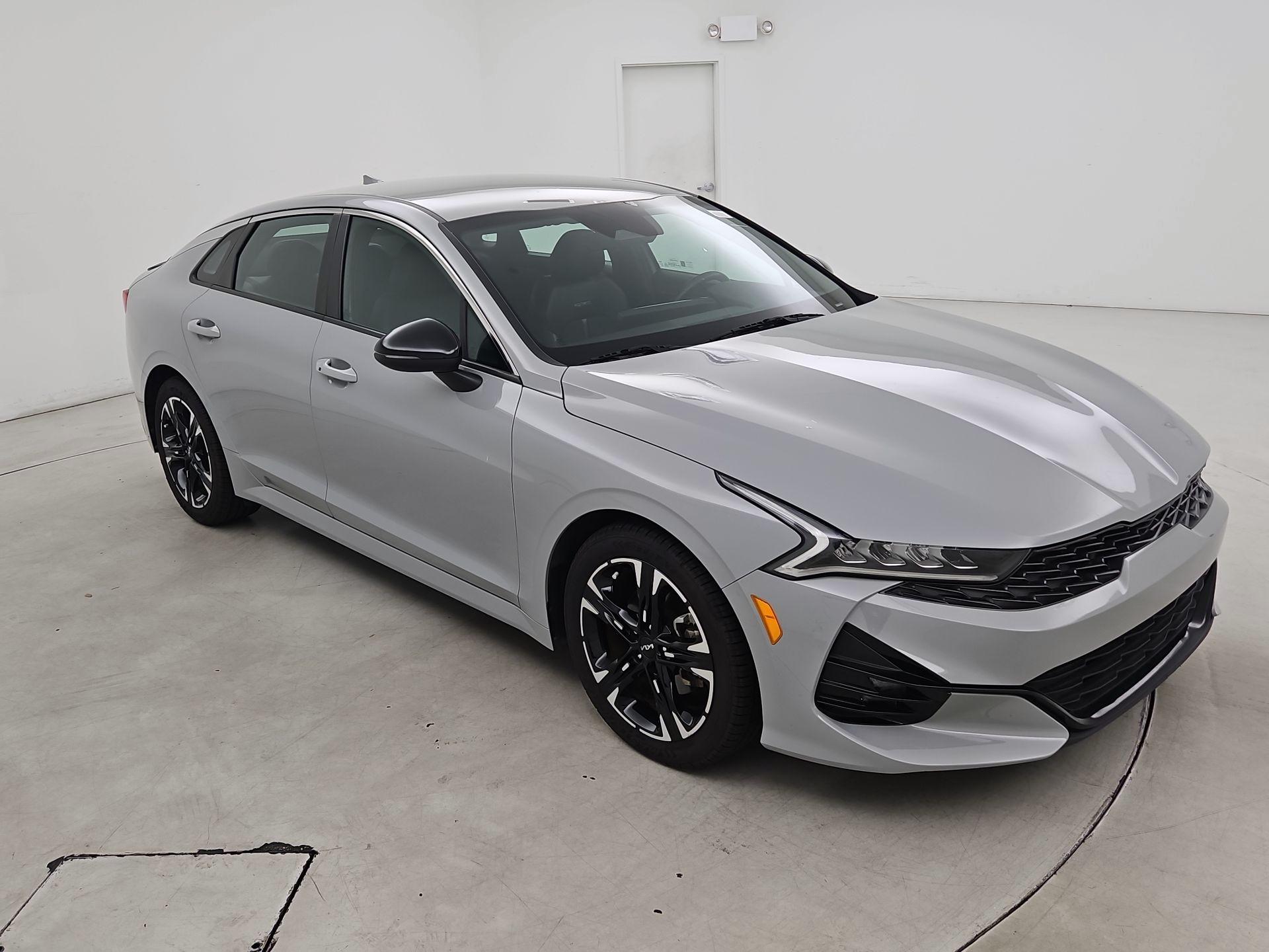 Thumbnail: 2022 Kia K5 - 1