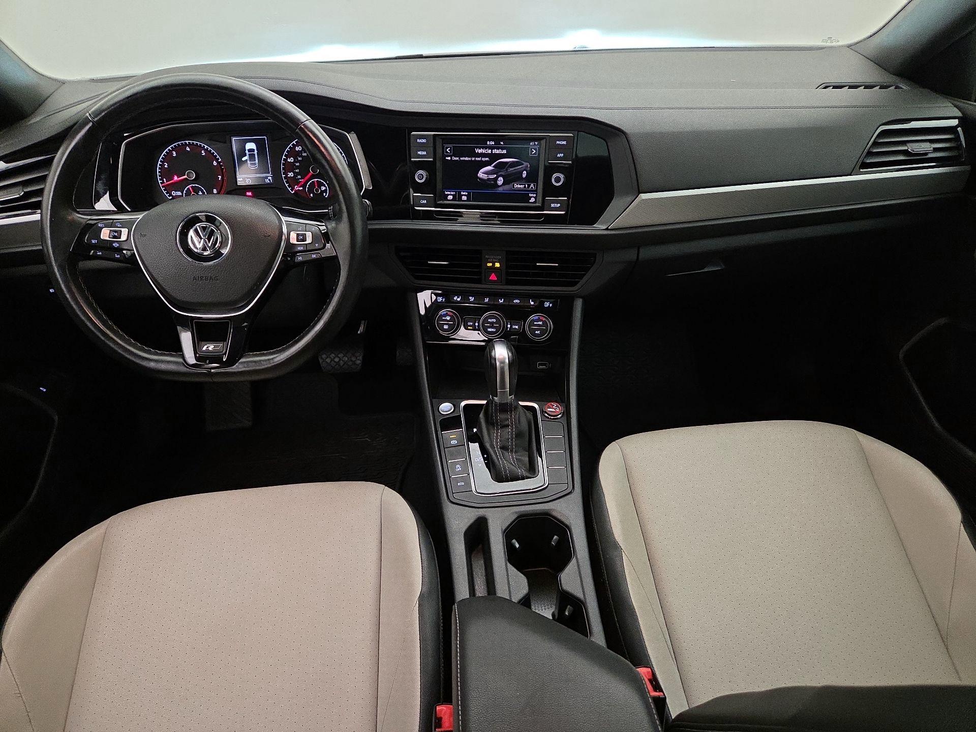 Thumbnail: 2019 Volkswagen Jetta - 9