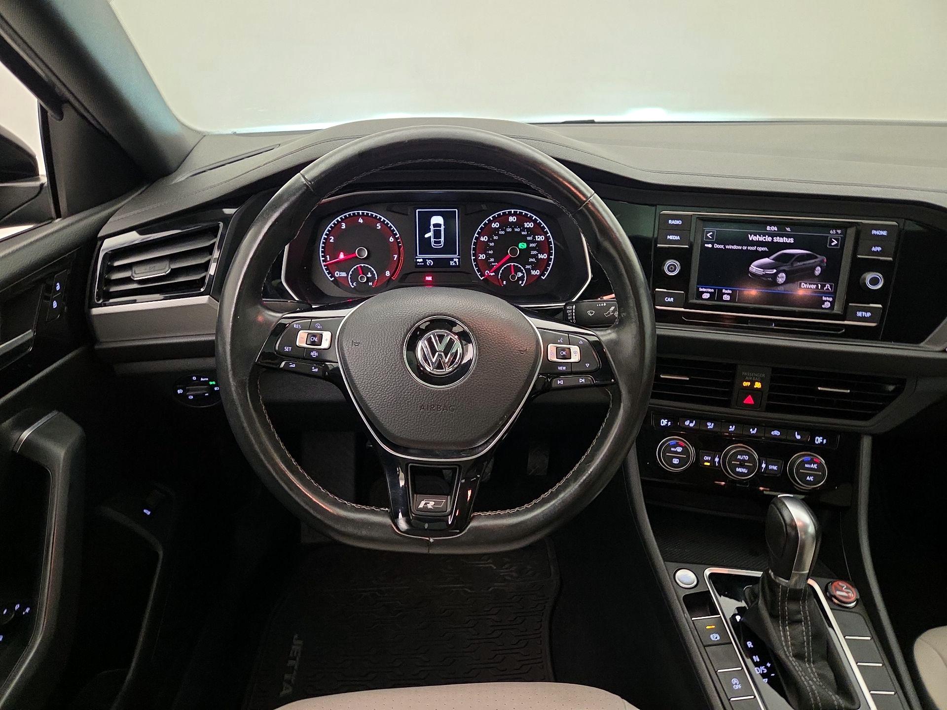 Thumbnail: 2019 Volkswagen Jetta - 10