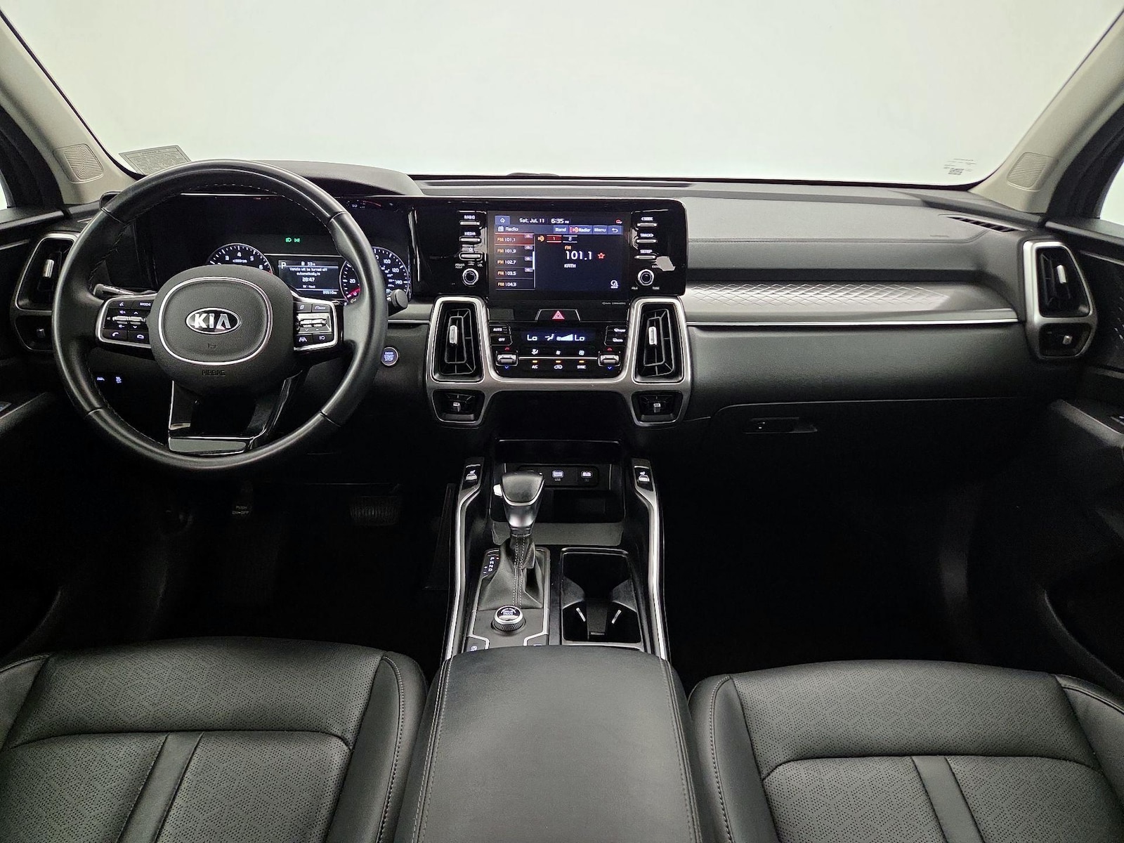 Apple CarPlay® & Android Auto™