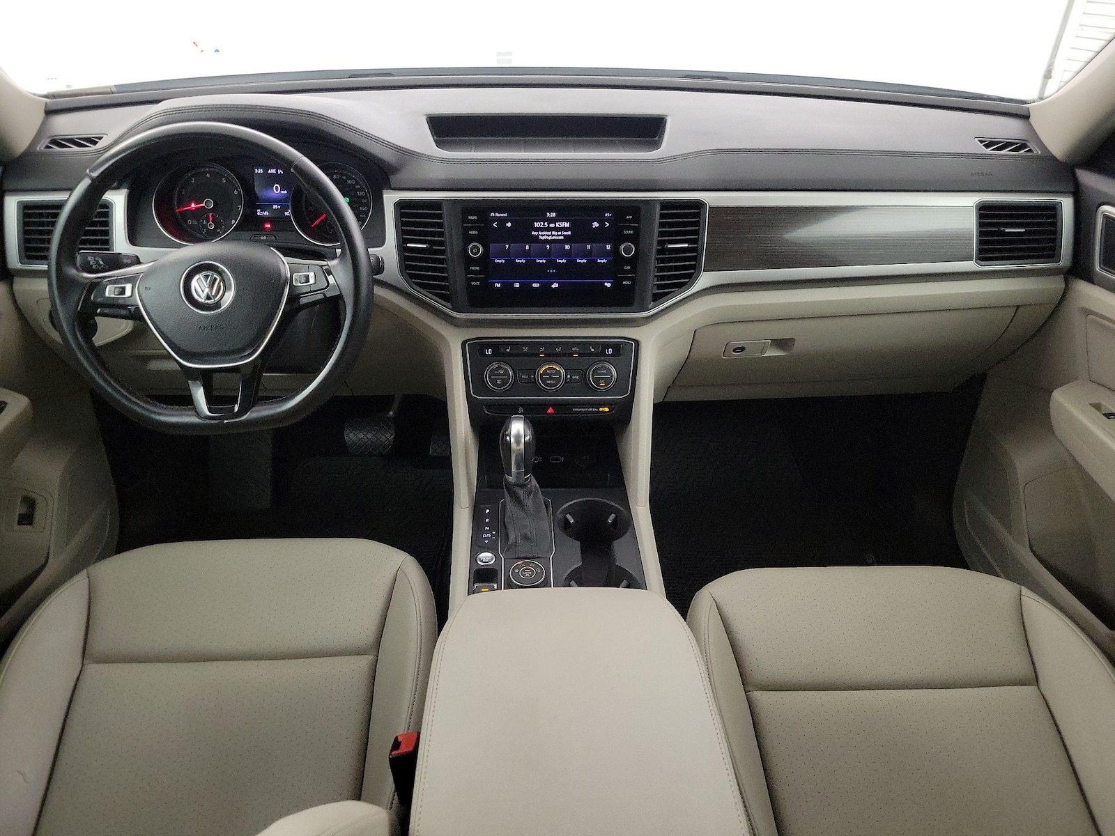 2019 Volkswagen Atlas SE w/Tech - Photo 10