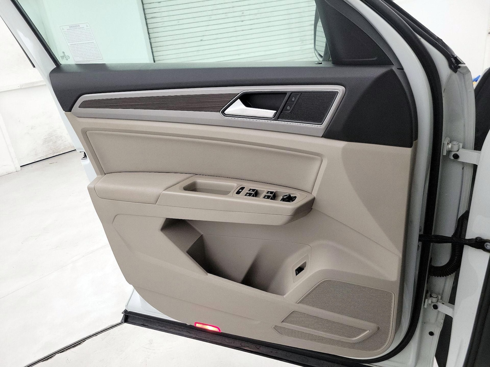 2019 Volkswagen Atlas SE w/Tech - Photo 13
