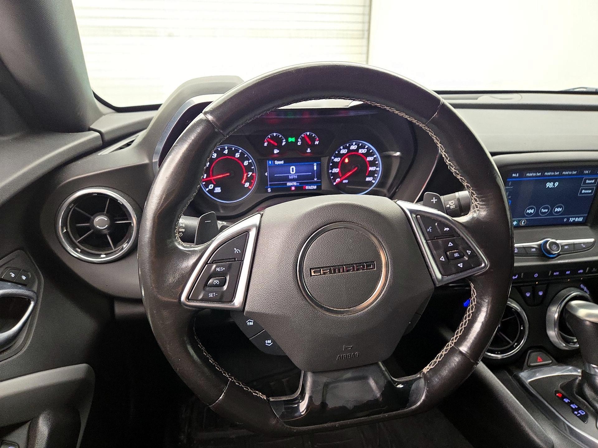 Thumbnail: 2019 Chevrolet Camaro - 10
