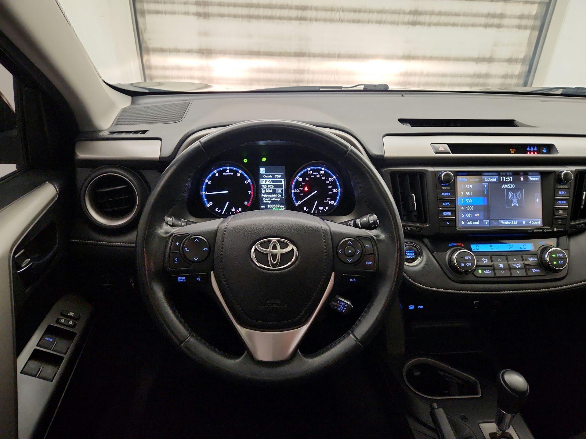 Thumbnail: 2017 Toyota RAV4 - 10