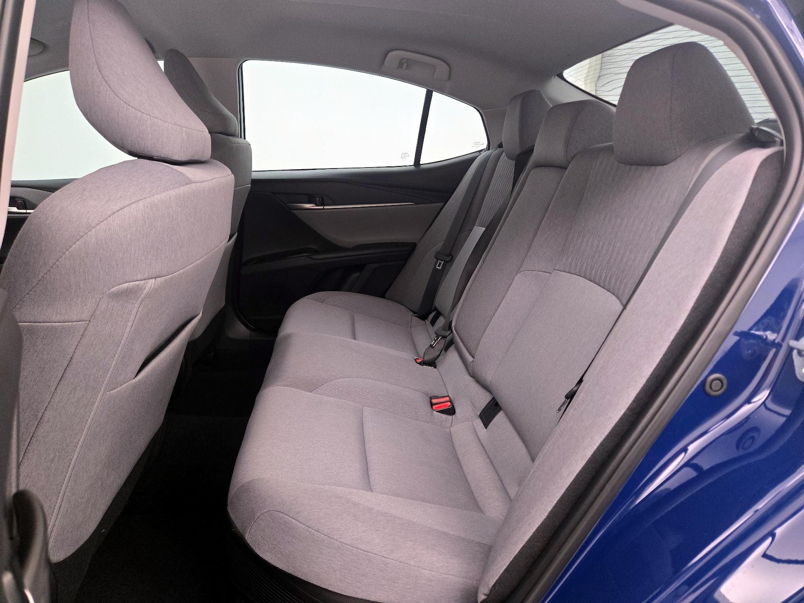 2025 Toyota Camry LE - Photo 20