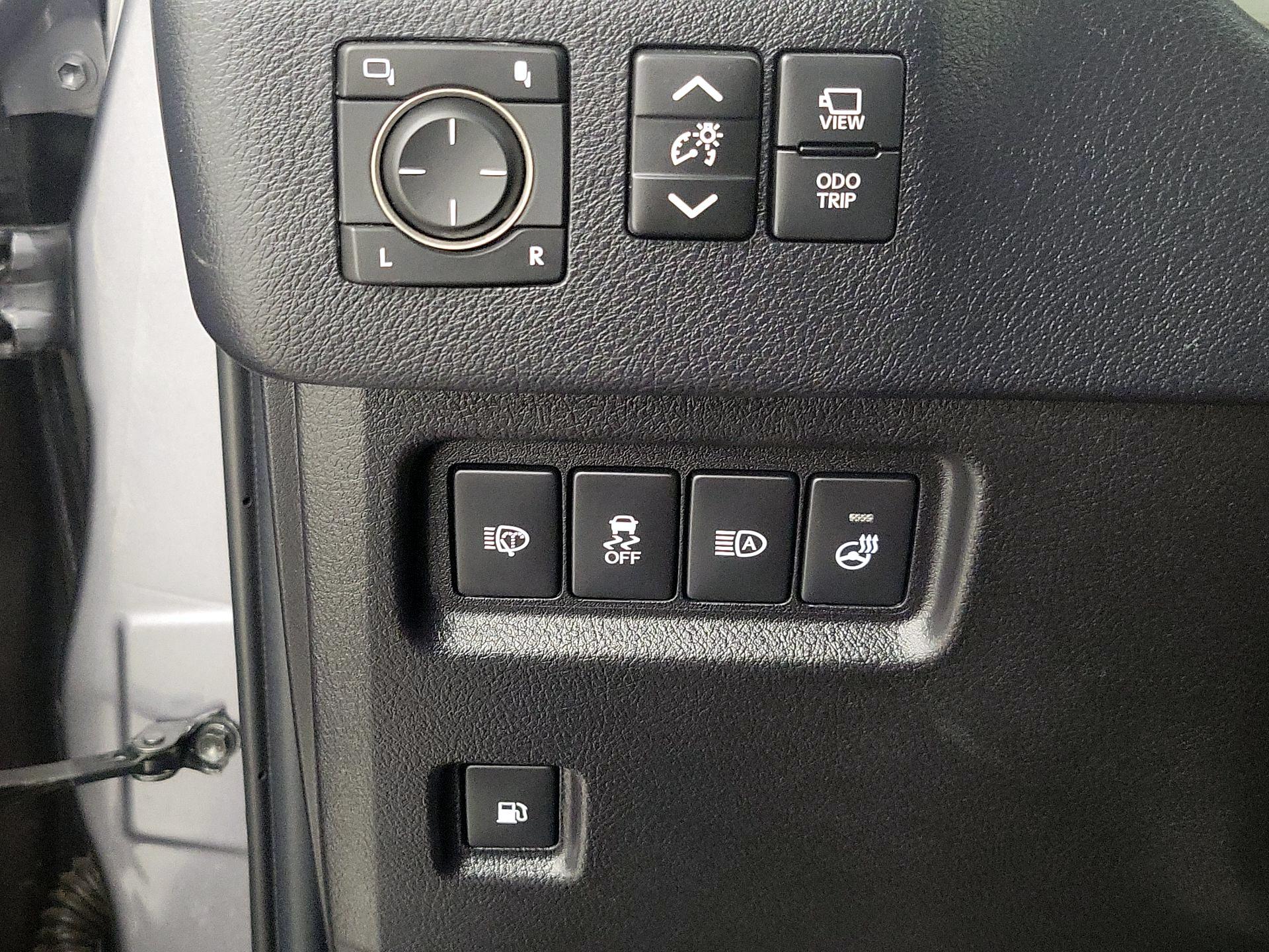 Thumbnail: 2023 Lexus GX - 13