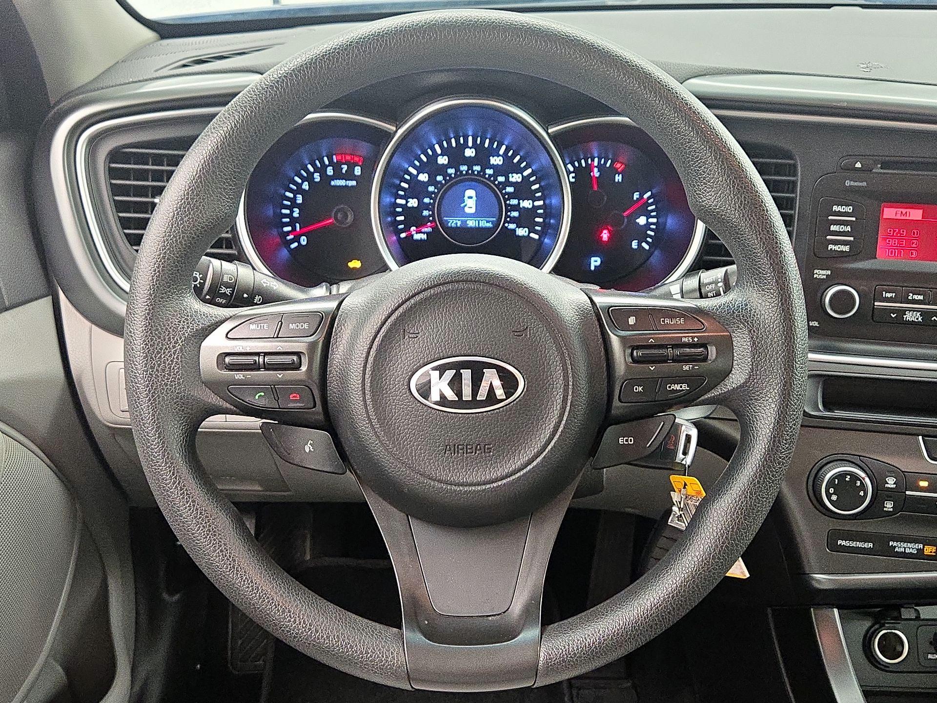 Thumbnail: 2015 Kia Optima - 10