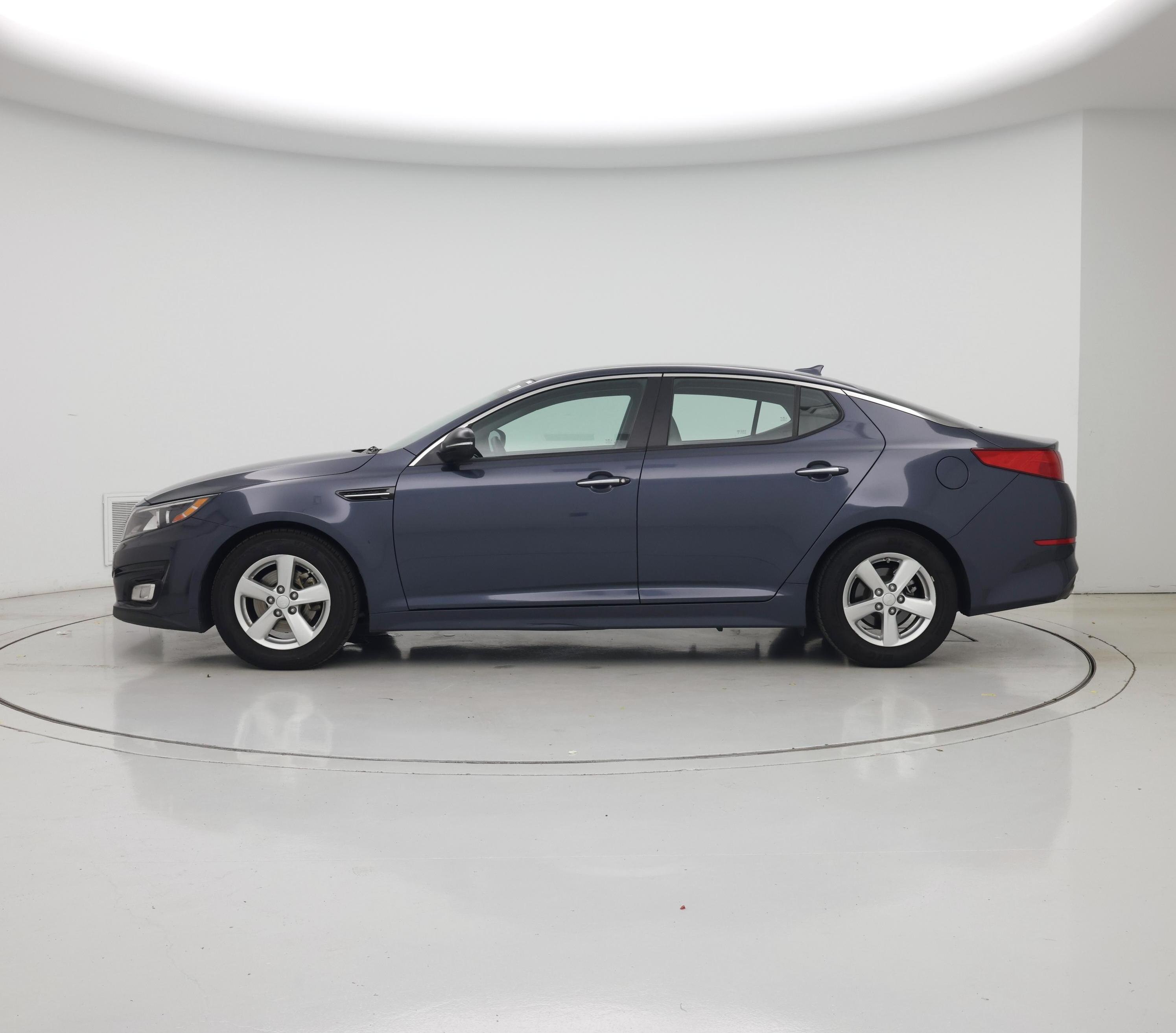 Thumbnail: 2015 Kia Optima - 3