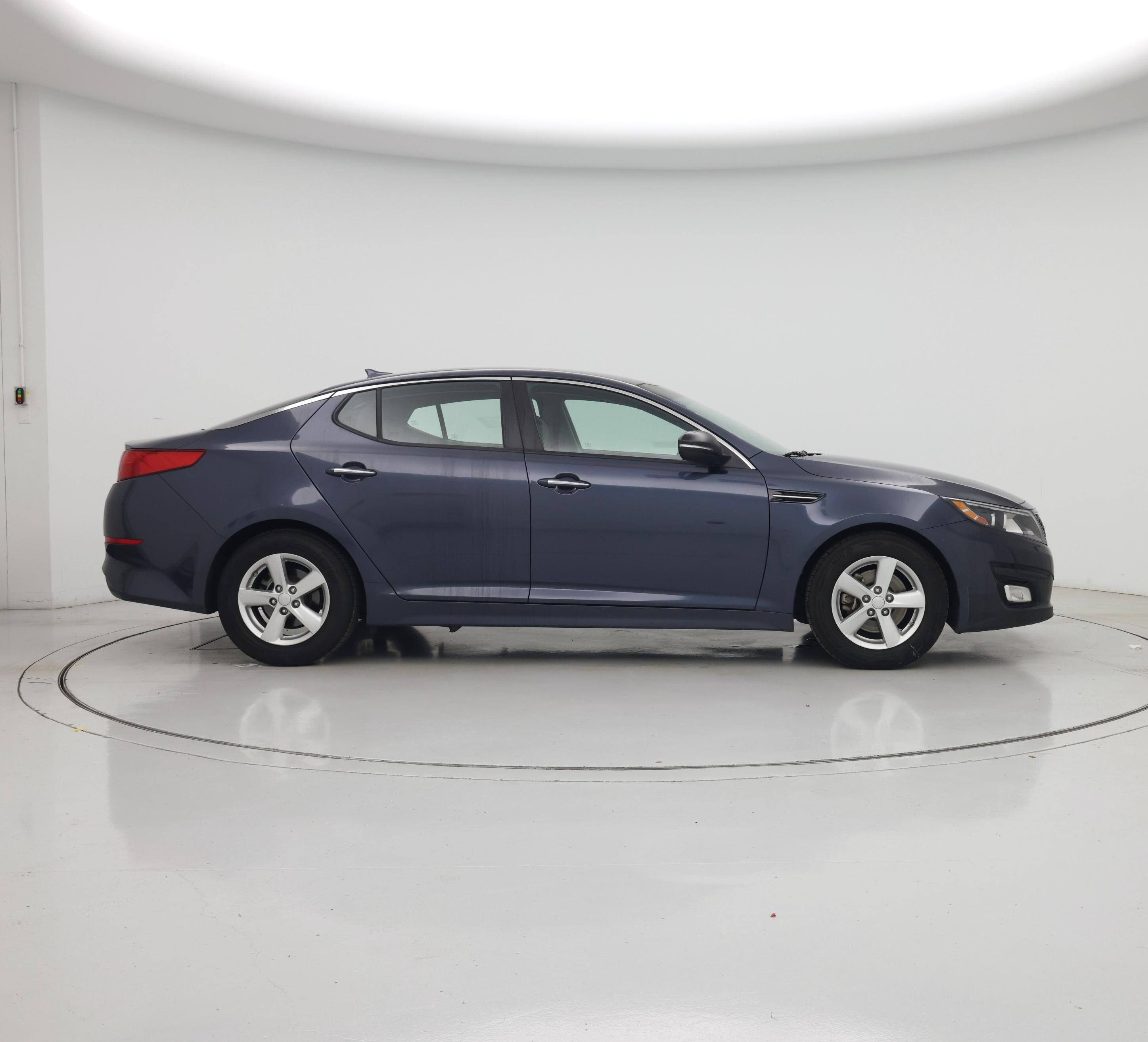 Thumbnail: 2015 Kia Optima - 7