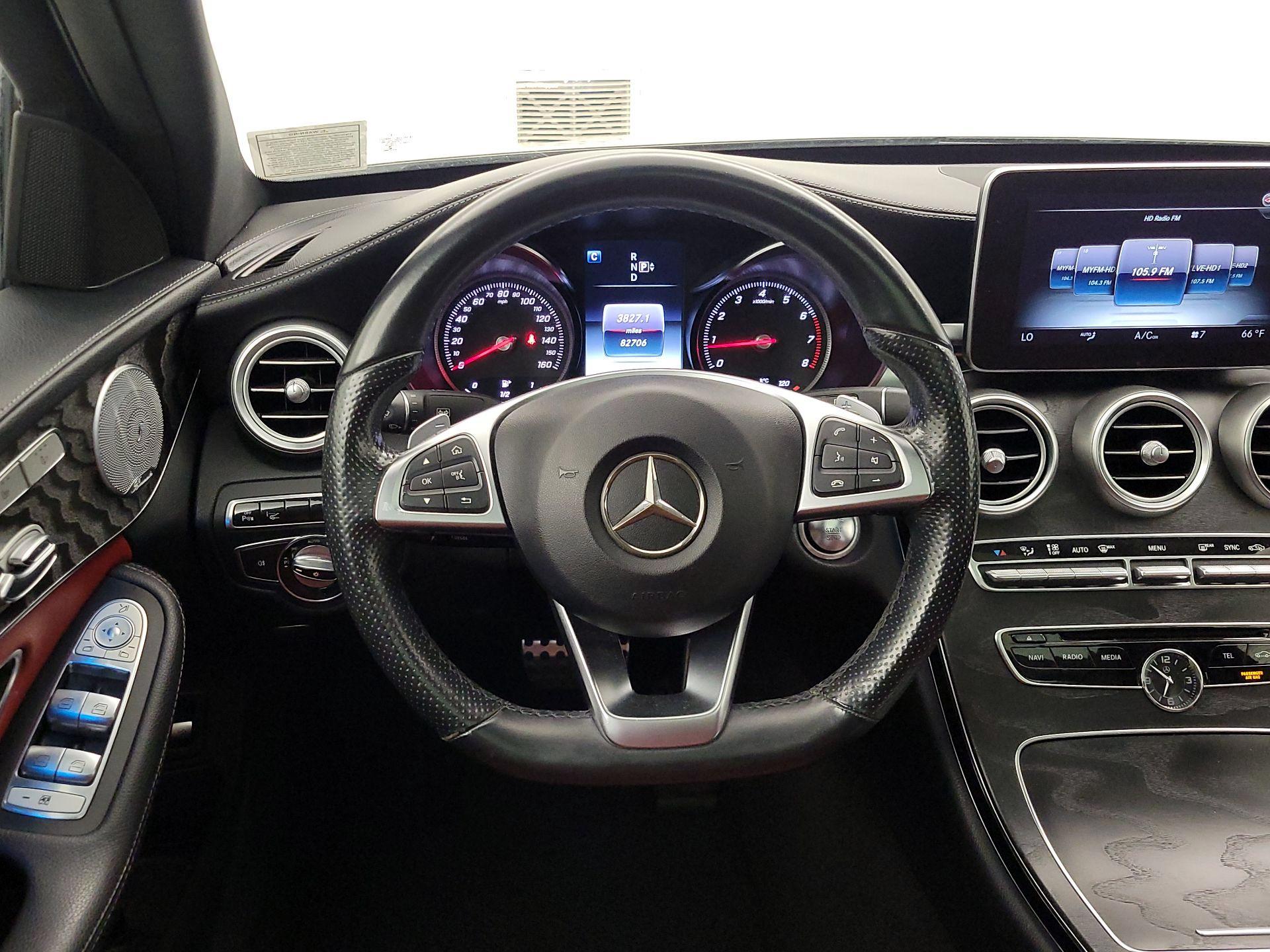 Thumbnail: 2015 Mercedes-Benz C-Class - 10